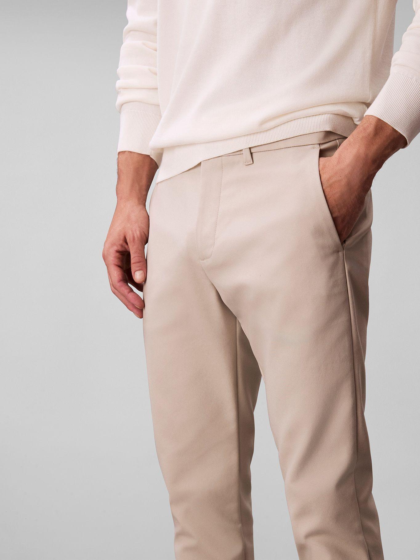 Pantalón Slim Técnico Elástico Beige Calvin Klein-4