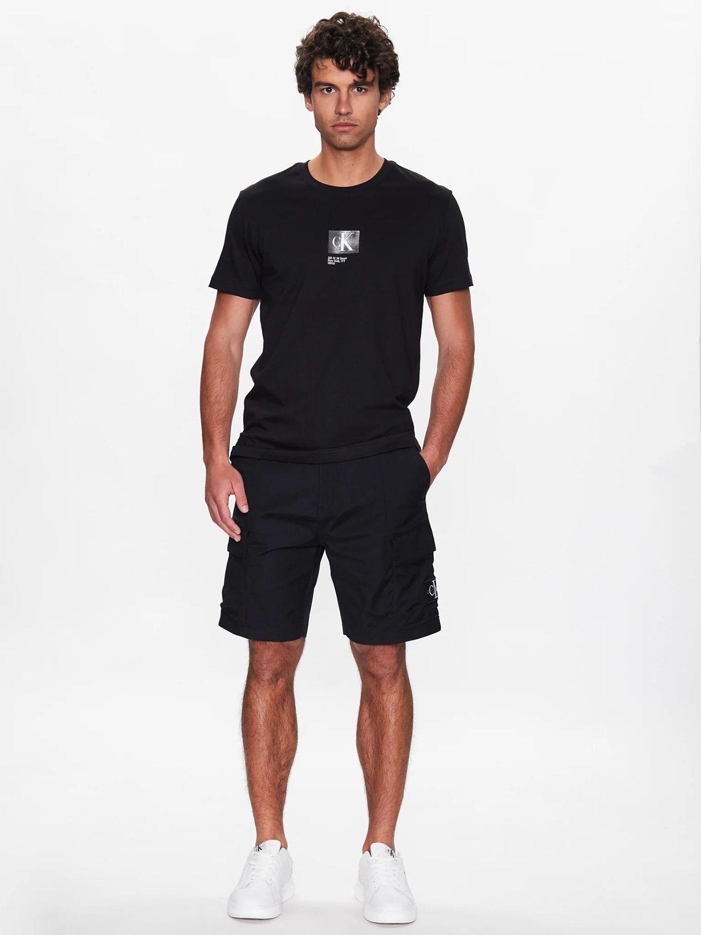 Camiseta con logo Negro Calvin Klein J30J322863-BEH-1