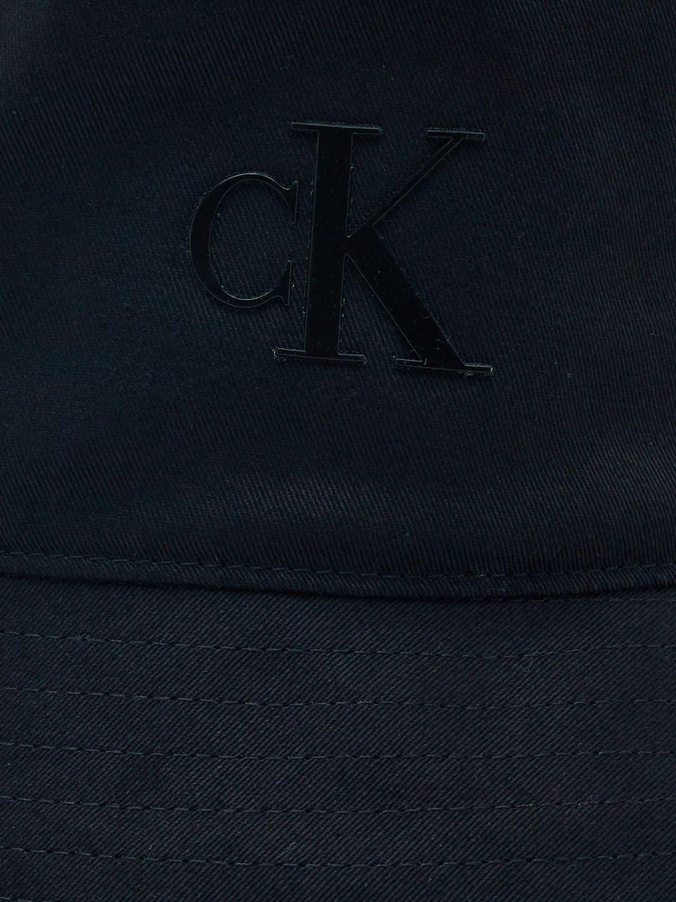 Gorro Bucket Archive Negro Calvin Klein-2