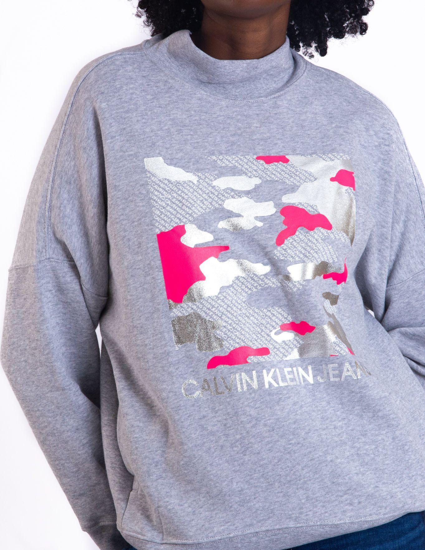 Polerón Graphic Camo Gris Calvin Klein-2