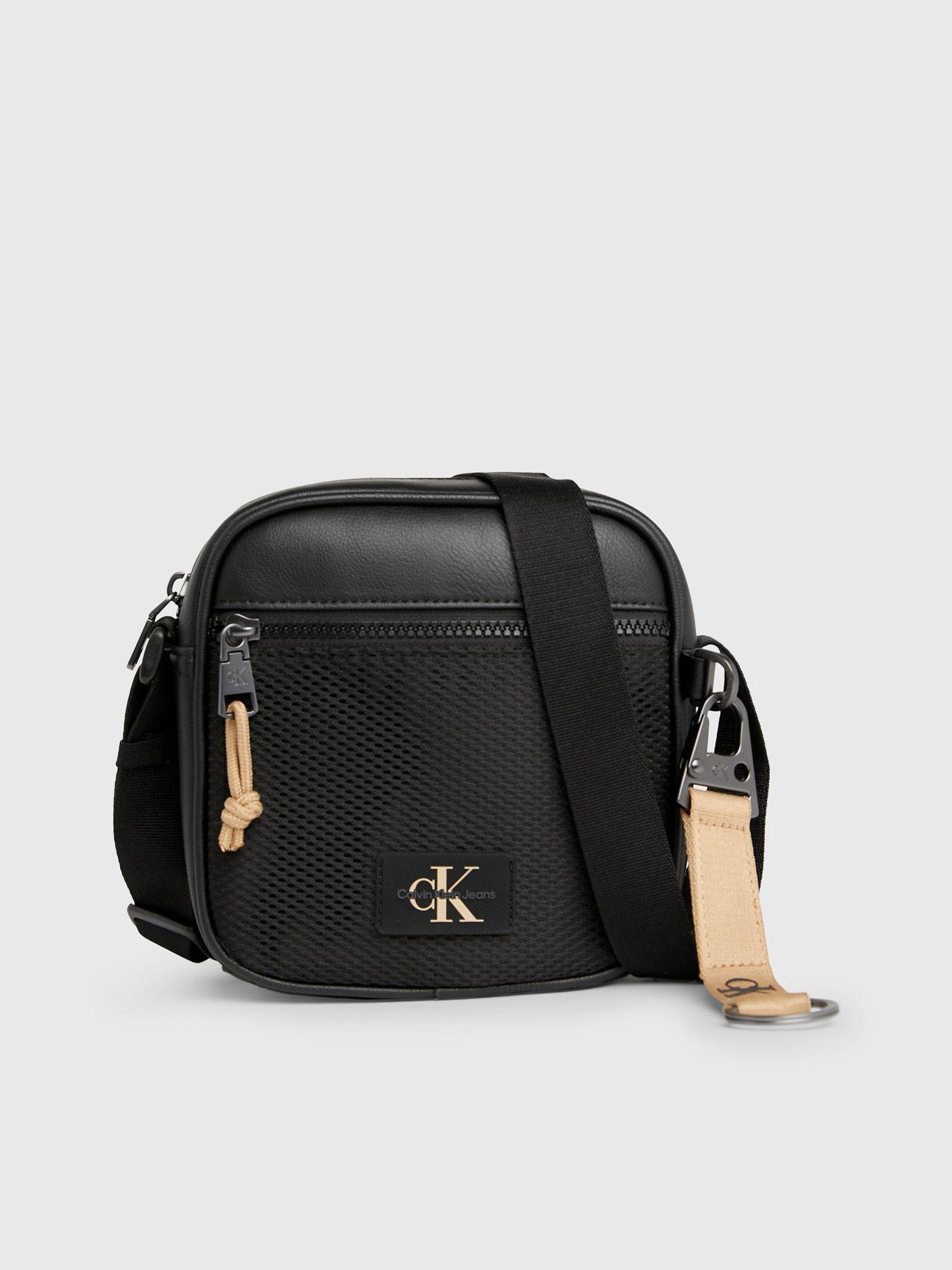 Bolso Camera Bag Tagged Square Negro Calvin Klein-0