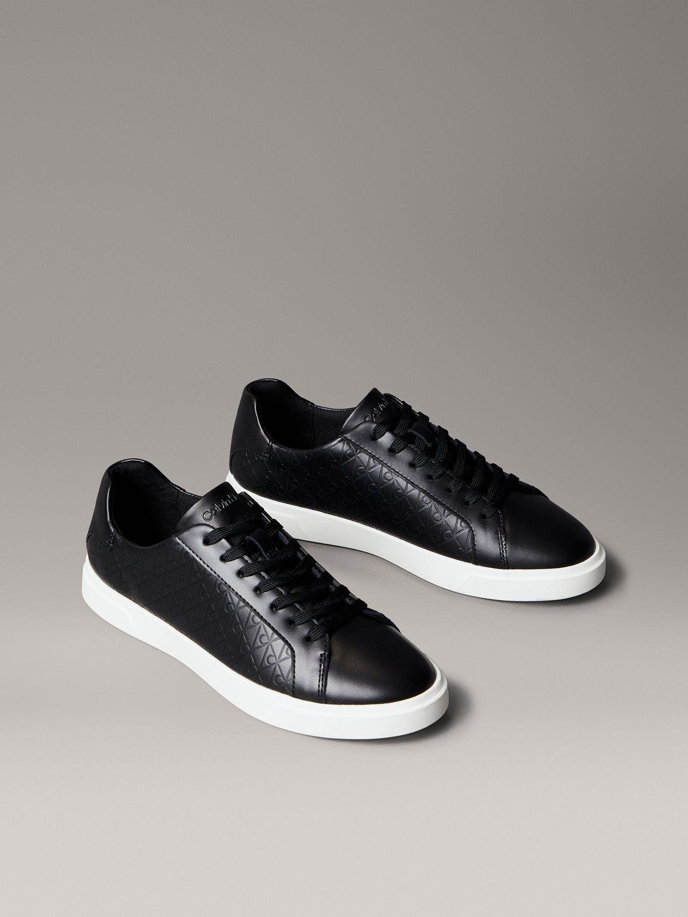 Zapatillas con Monograma en Relieve Negro Calvin Klein-0