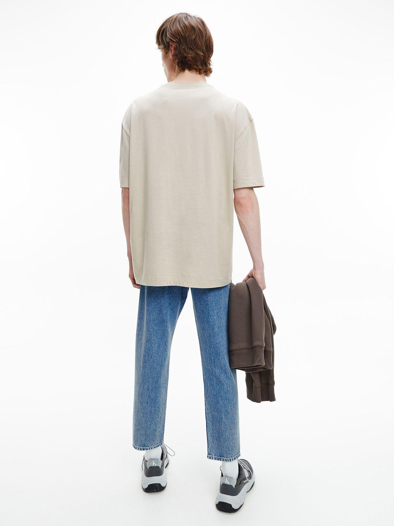 Polera Bold Monogram Oversized Beige Calvin Klein-2