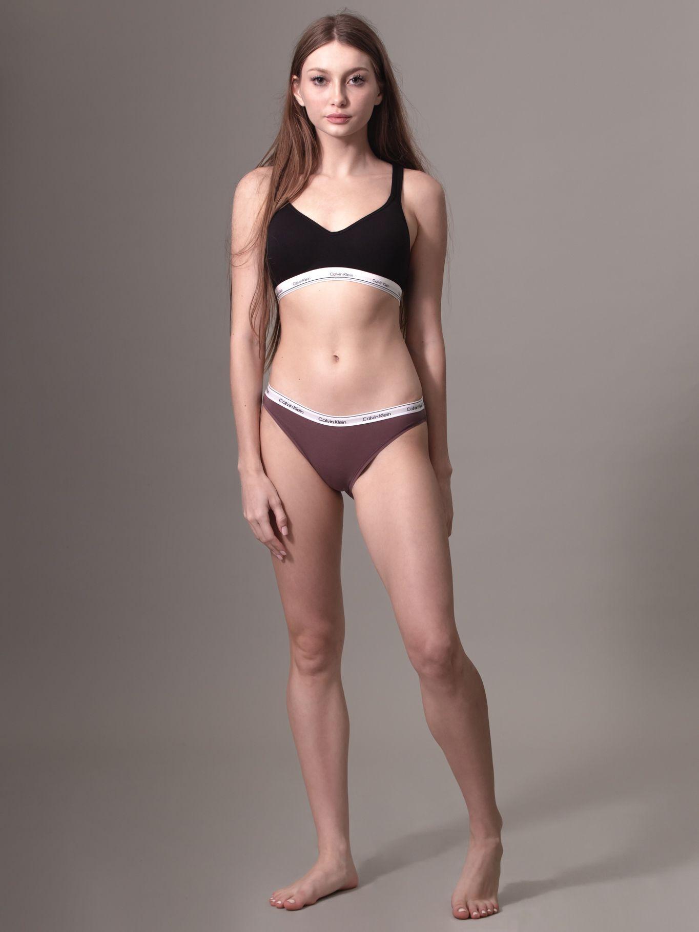 Calzón Bikini Modern Mujer Logo Café Calvin Klein-1