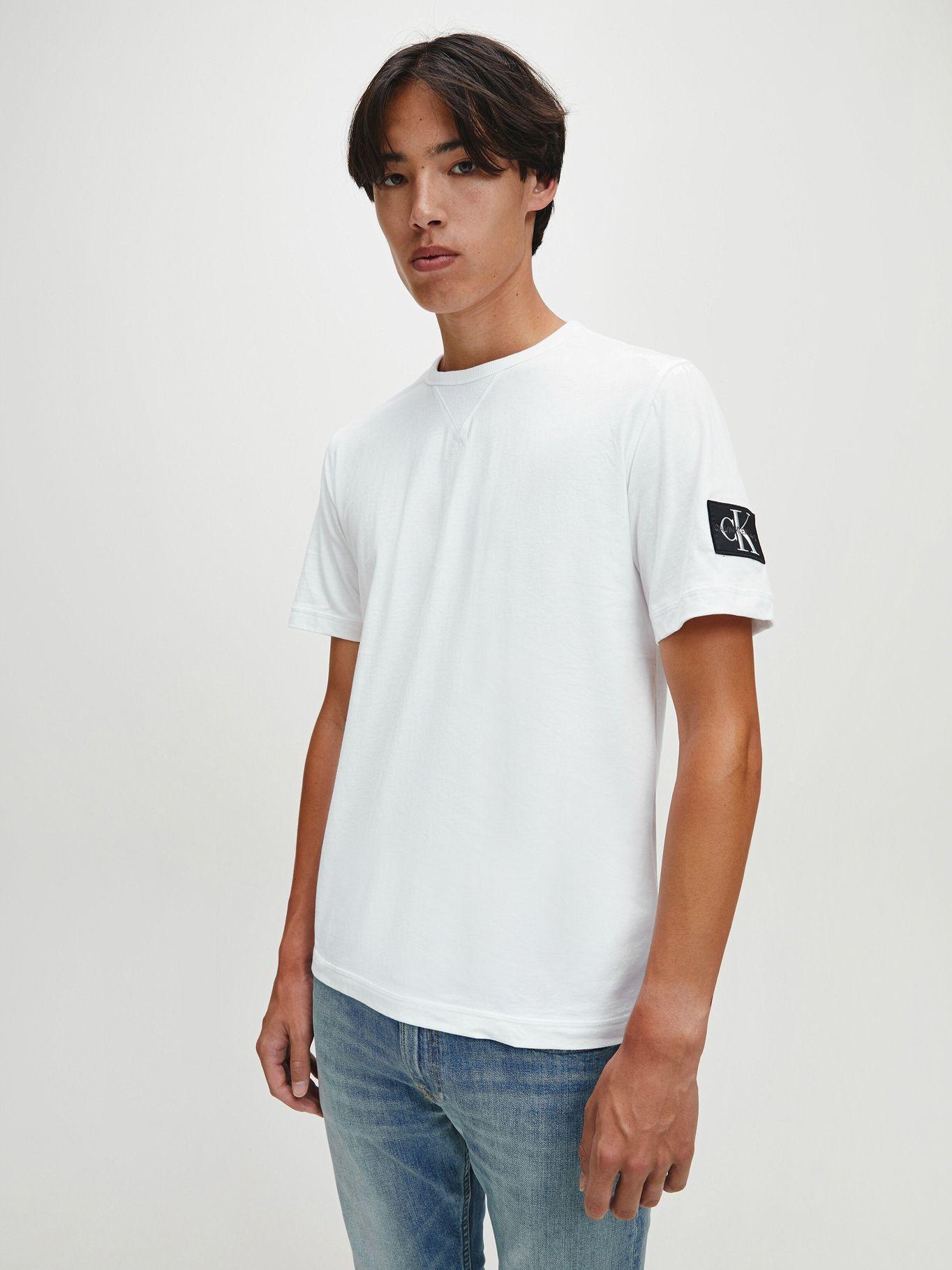 Polera Monogram J31 Blanco Calvin Klein-3