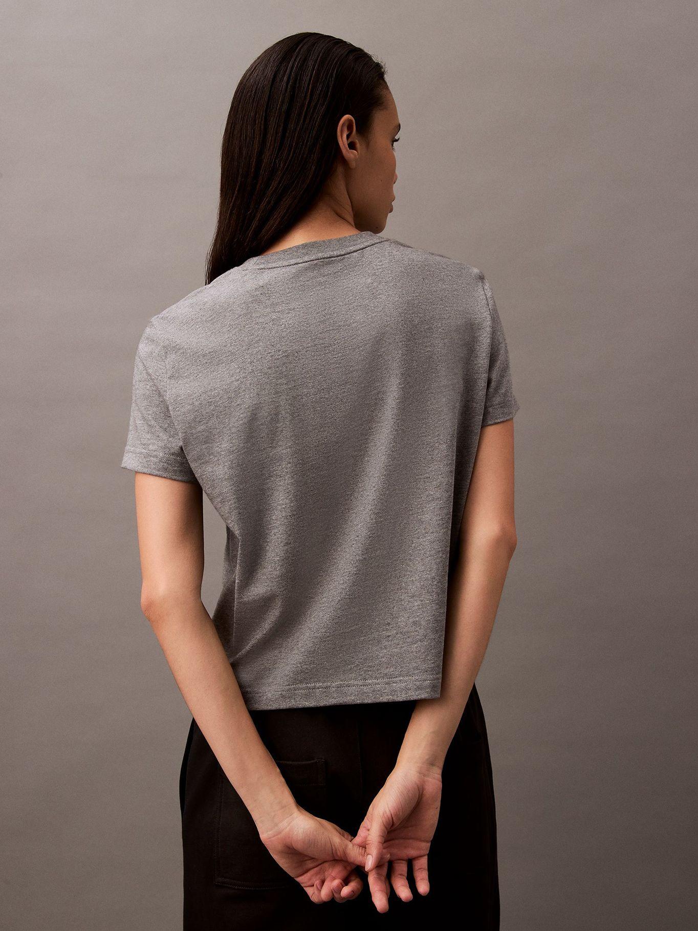 Polera con Logo Archive Gris Calvin Klein-2