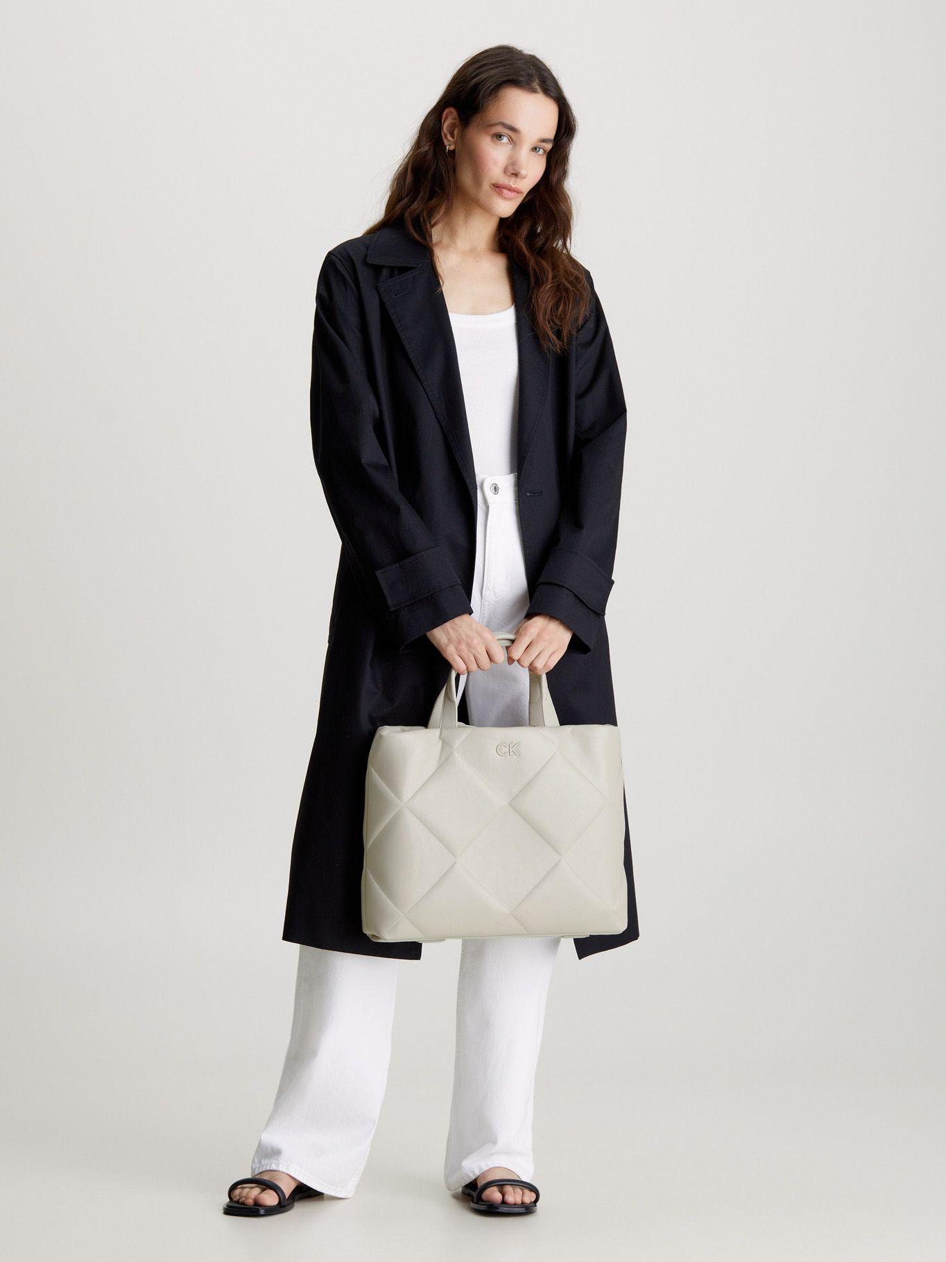 Cartera Shopper Quilt Beige Calvin Klein-4