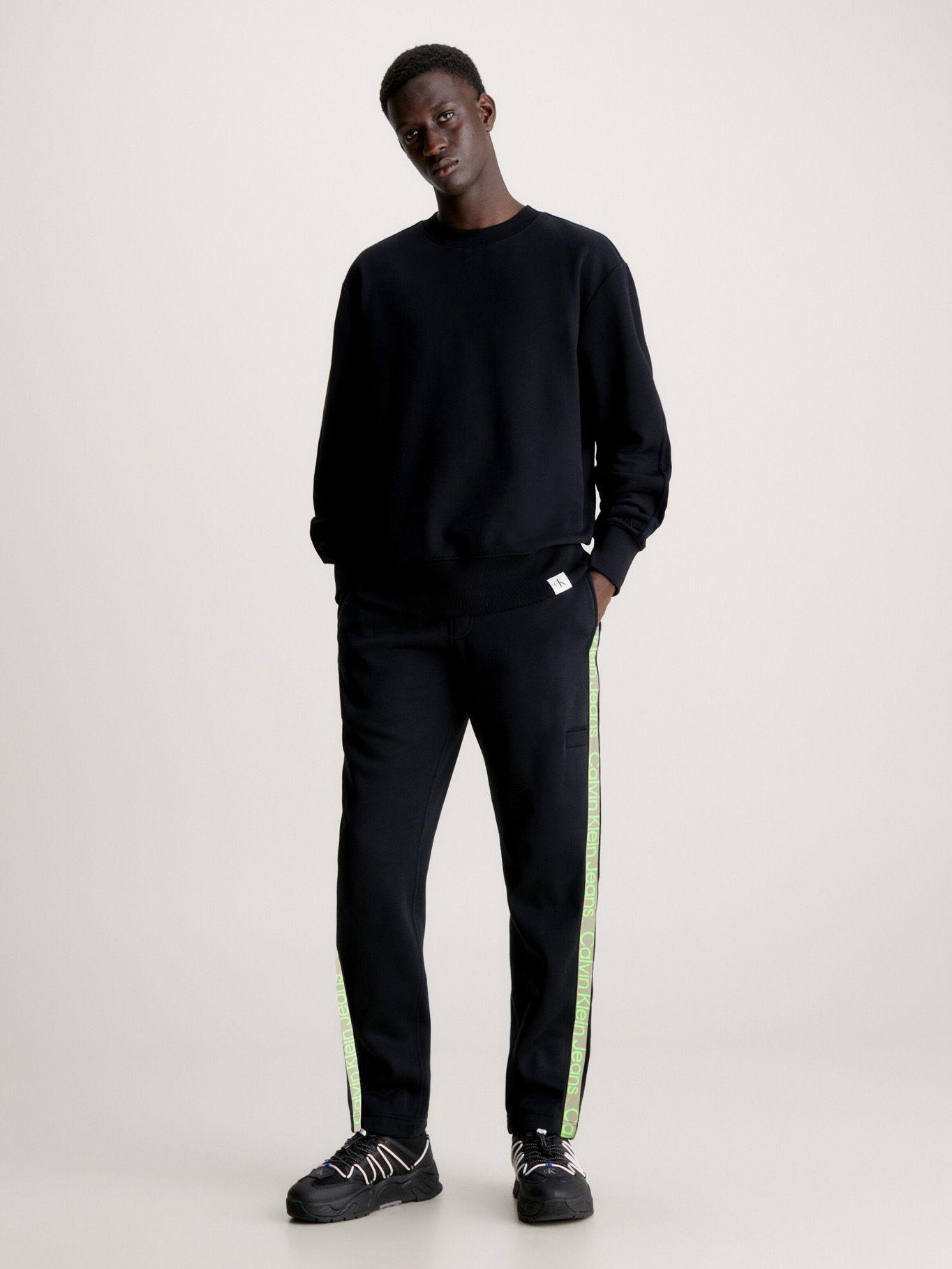 Jogger Cut Off Logo Tape Hwk Pant Negro Calvin Klein-3