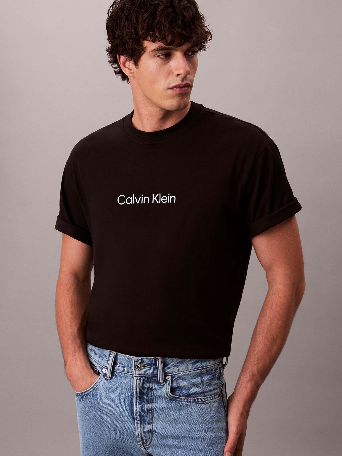 Polera Relaxed con Logo Negro Calvin Klein-4
