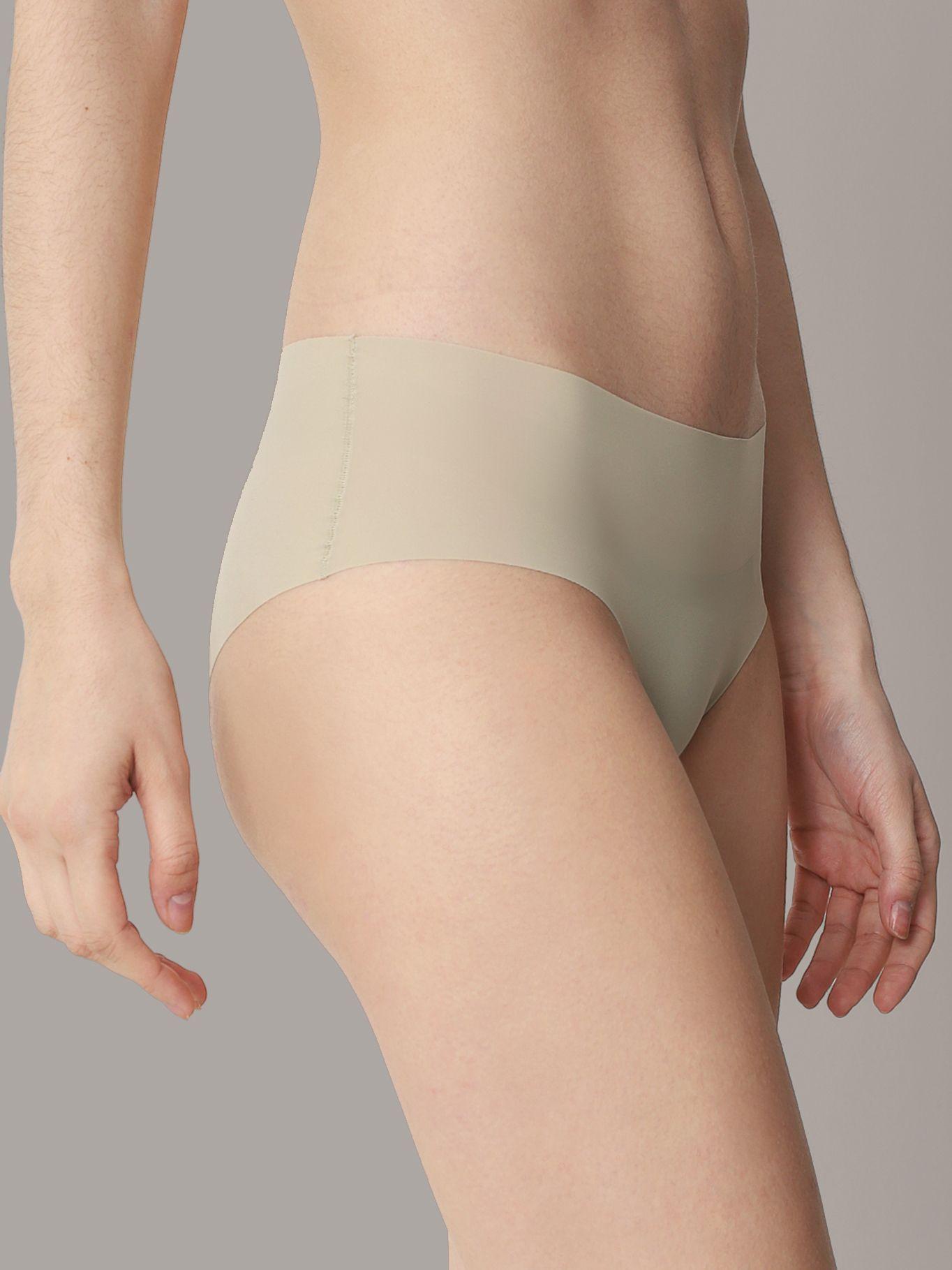 Calzón Hipster Invisible Beige Calvin Klein-2