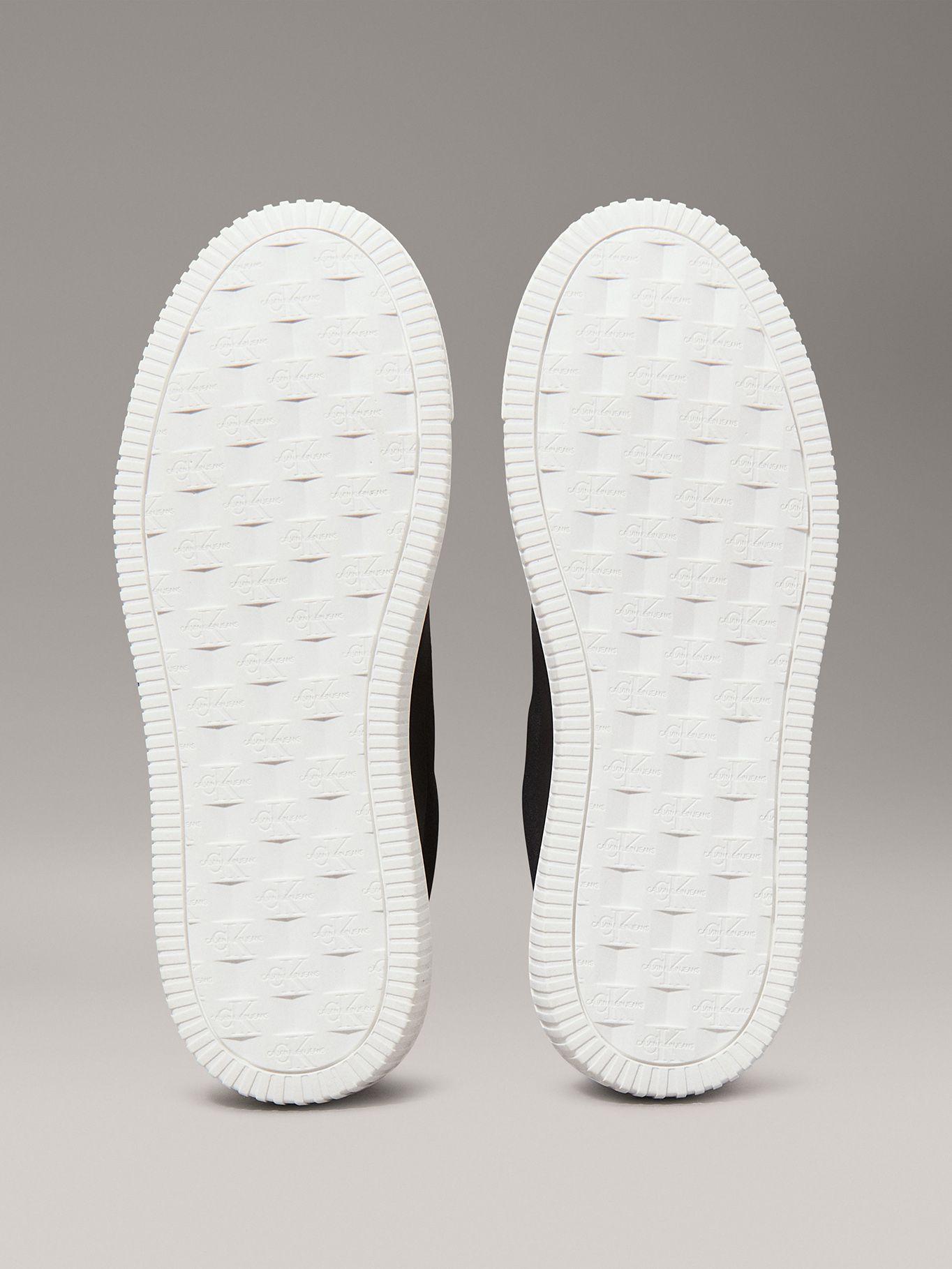 Zapatillas Chunky Cupsole Tech Negro Calvin Klein-3