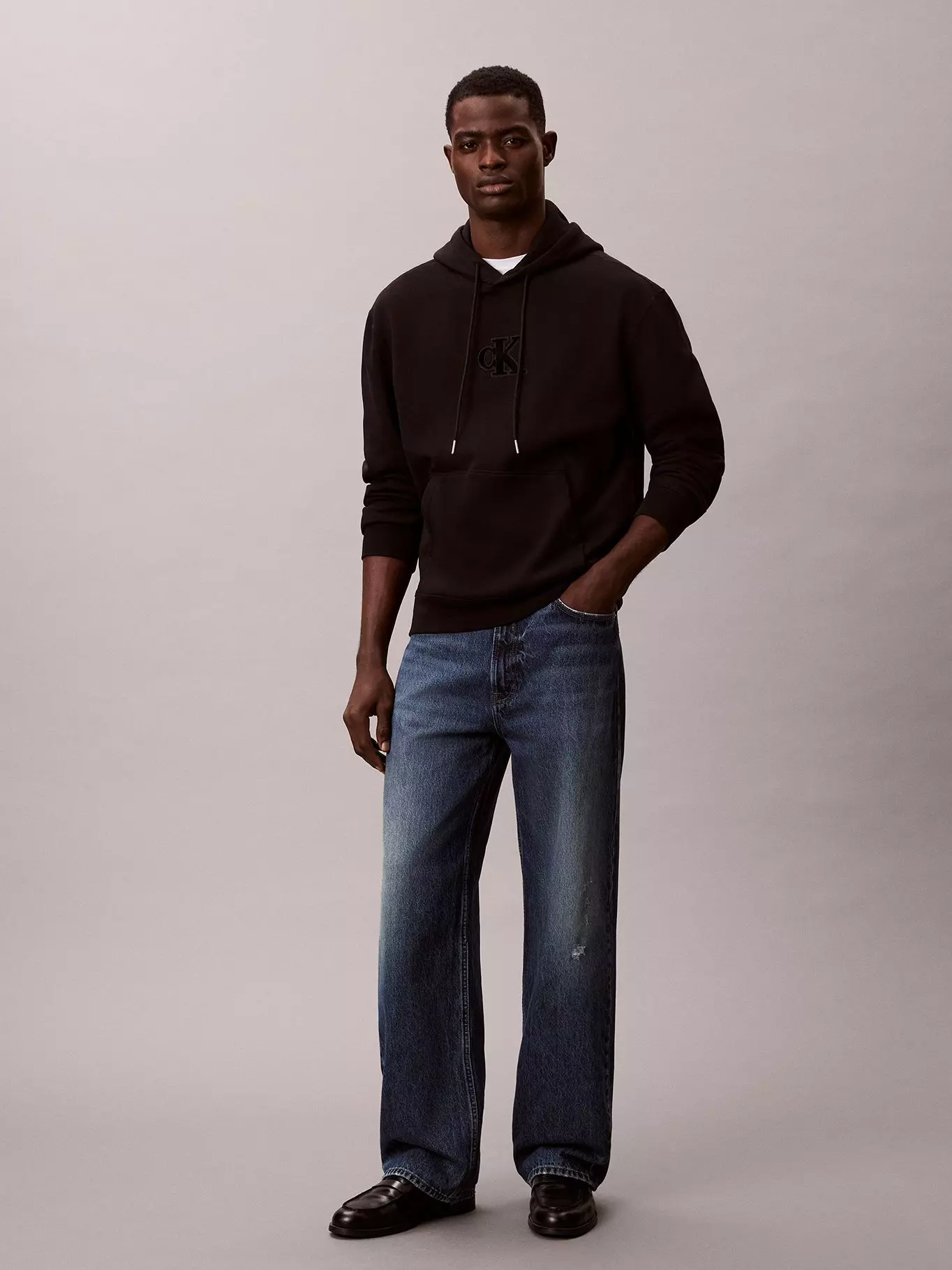 Polerón con Gorro y Monograma Negro Calvin Klein-1