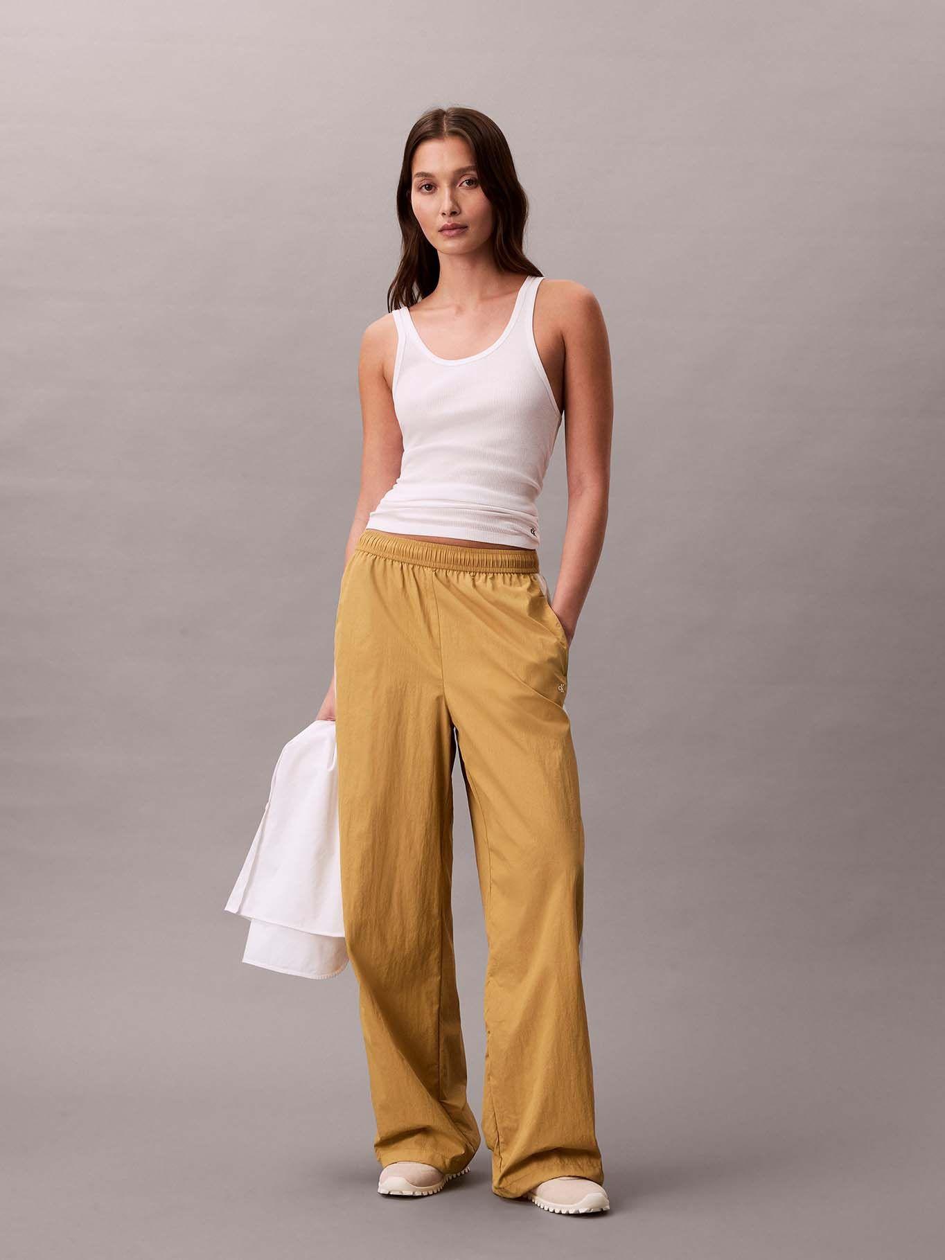 Pantalón Relaxed Nylon Track Mostaza Calvin Klein-0