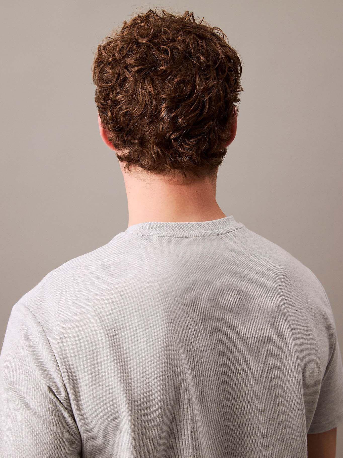 Polera con Logo - Tonal Gris Calvin Klein-4