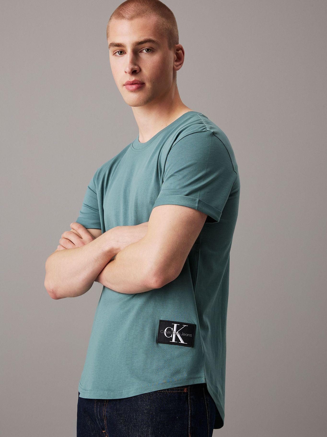 Polera Badge Turn Up Verde Calvin Klein-3