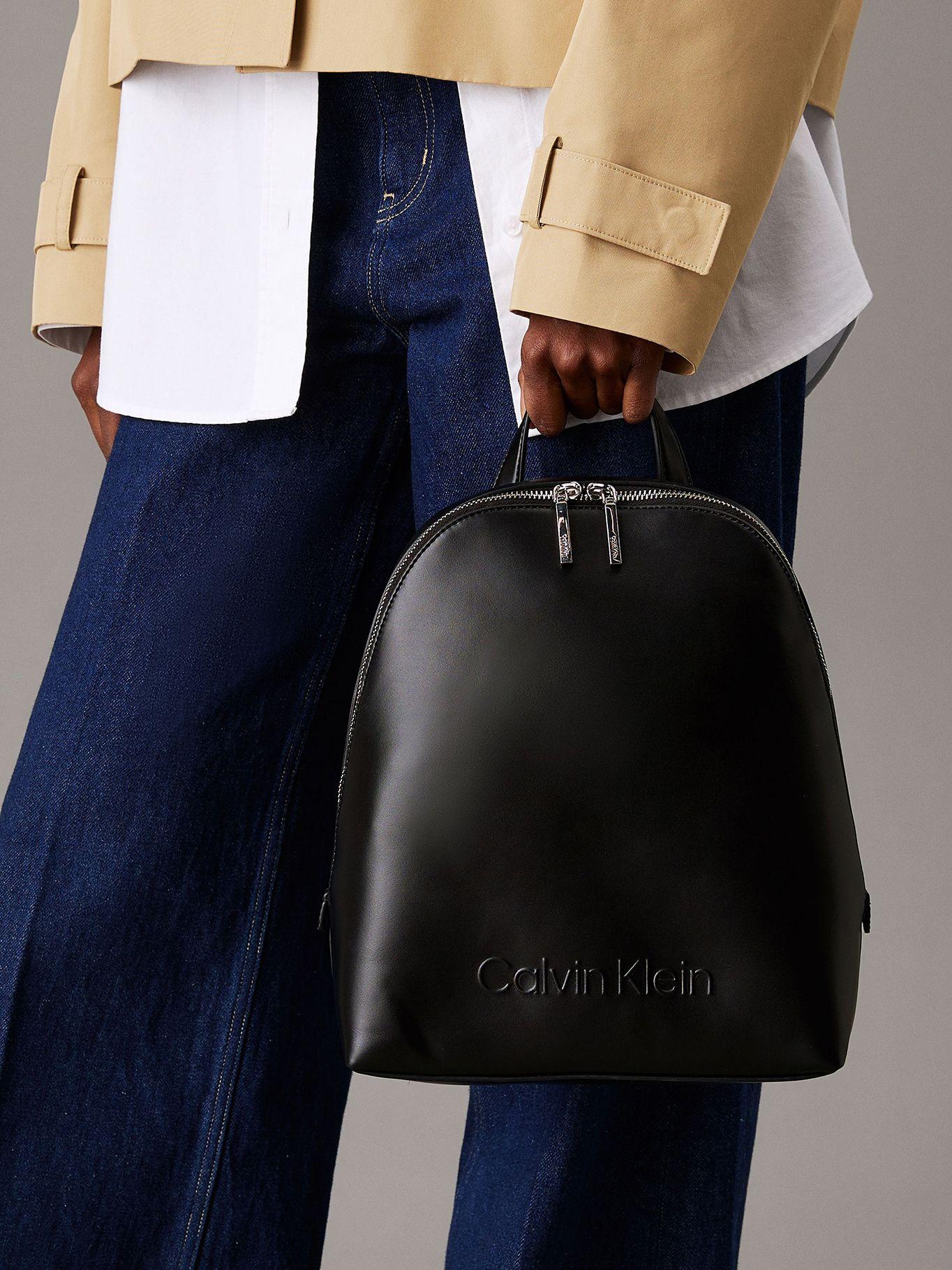 Mochila Embossed Calvin Negro Calvin Klein-5