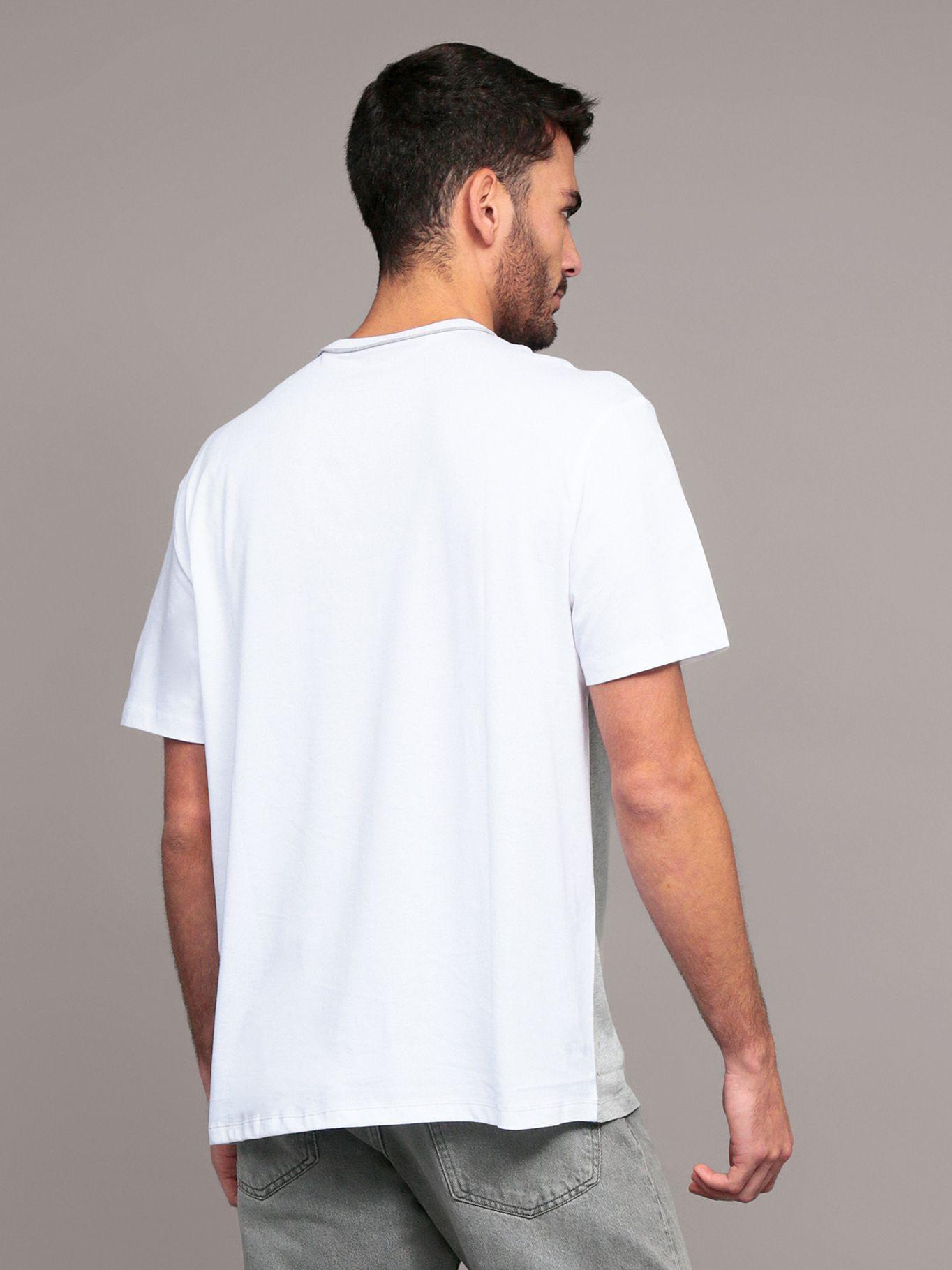 Polera Mixed Media Gris Calvin Klein-3