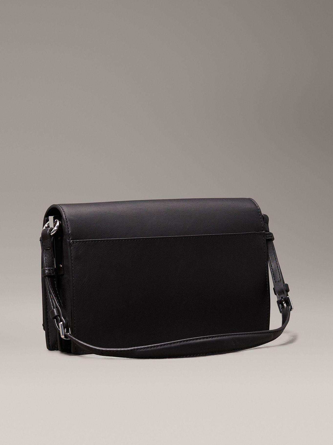 Cartera Ck Elongated Negro Calvin Klein-2