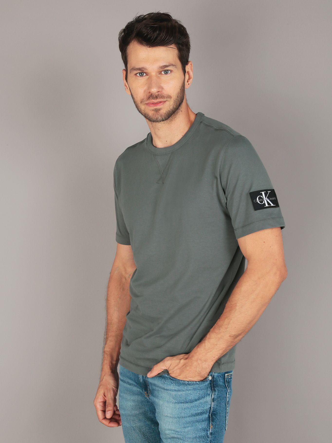 Polera Badge Regular Verde Calvin Klein-0