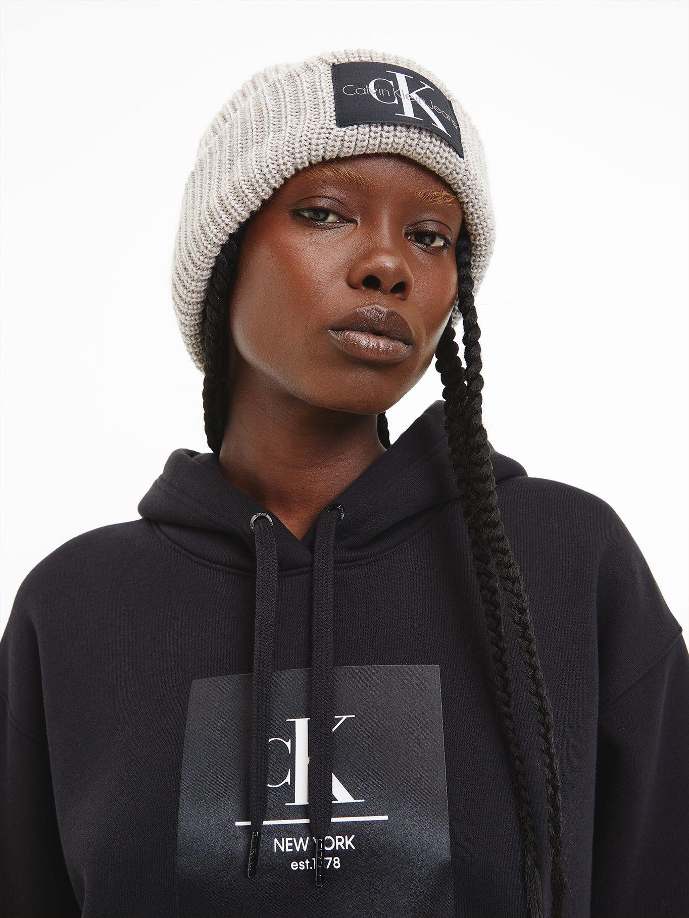 Polerón Oversized Logo Hoodie Negro Calvin Klein-3