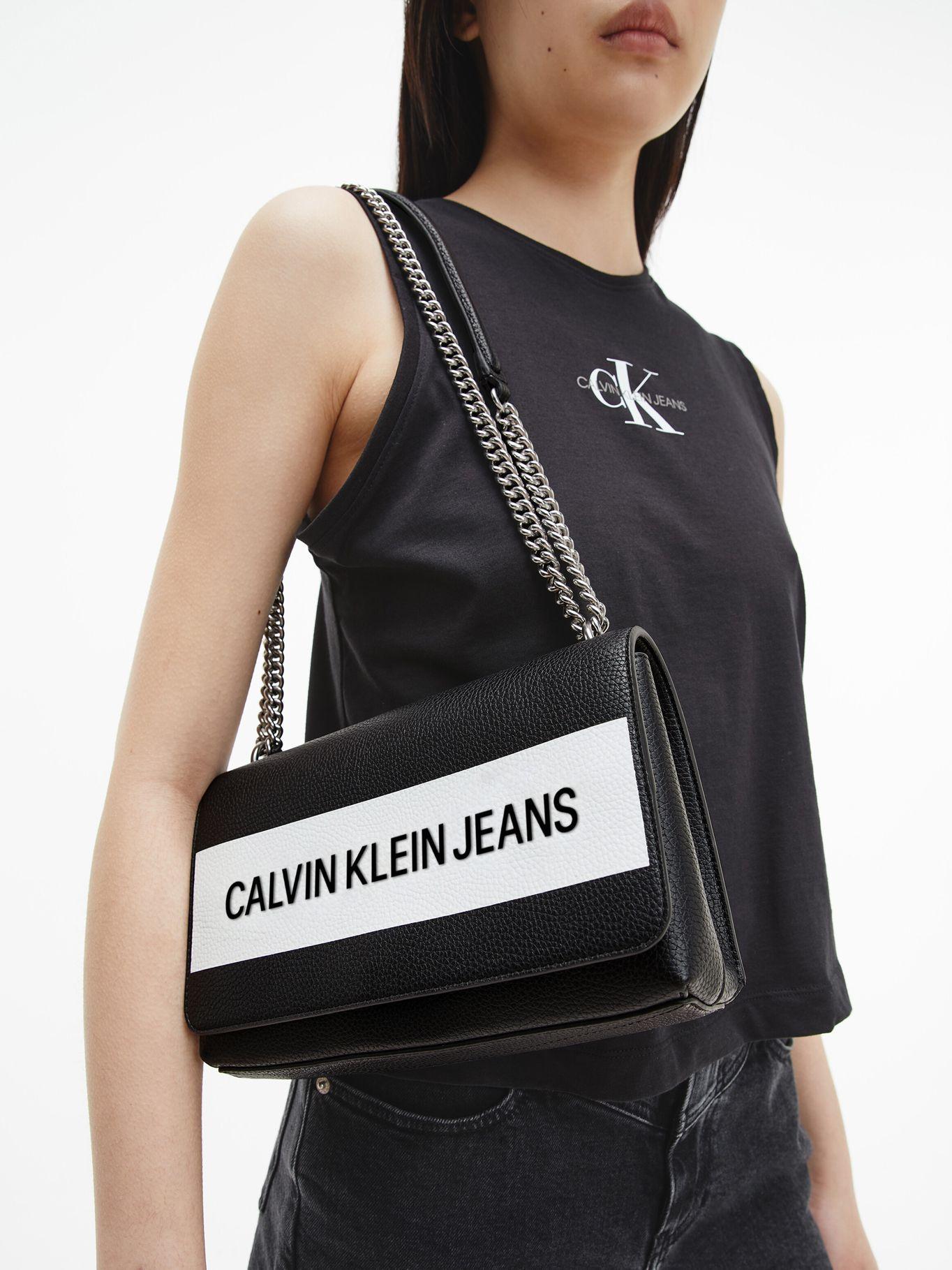 Bandolera Ckj Sculpted Negro Calvin Klein Mujer-3