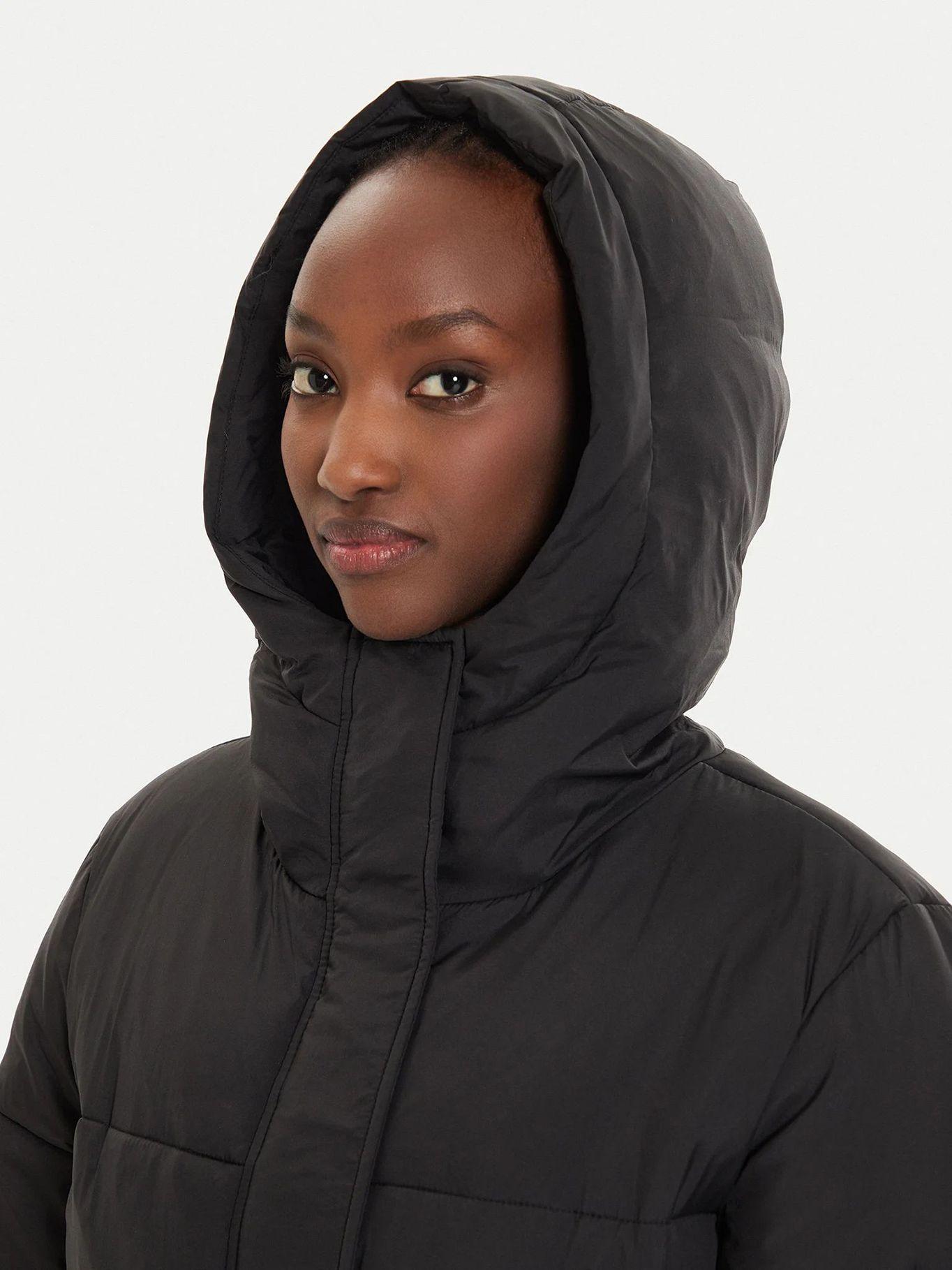 Parka Logo Belt Puffer Negro Calvin Klein-3