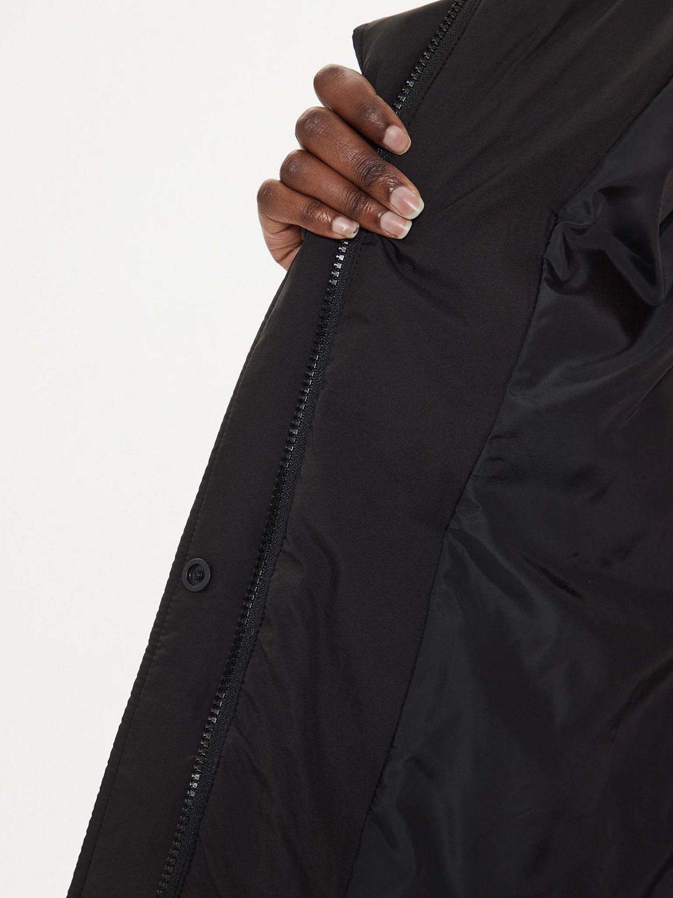 Parka Logo Belt Puffer Negro Calvin Klein-5