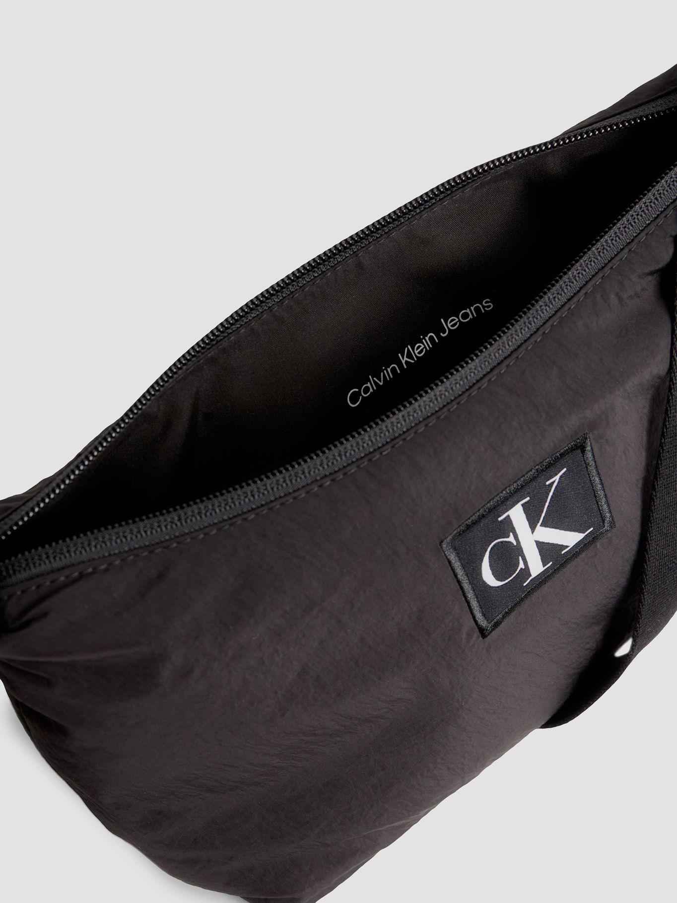 Cartera City Nylon Negro Calvin Klein-2