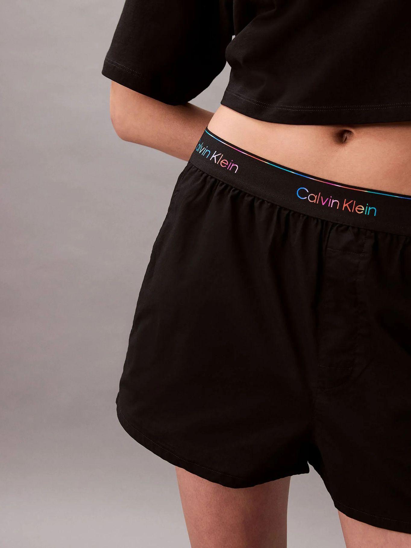 Shorts de Pijama Logo Pride Negro Calvin Klein-4