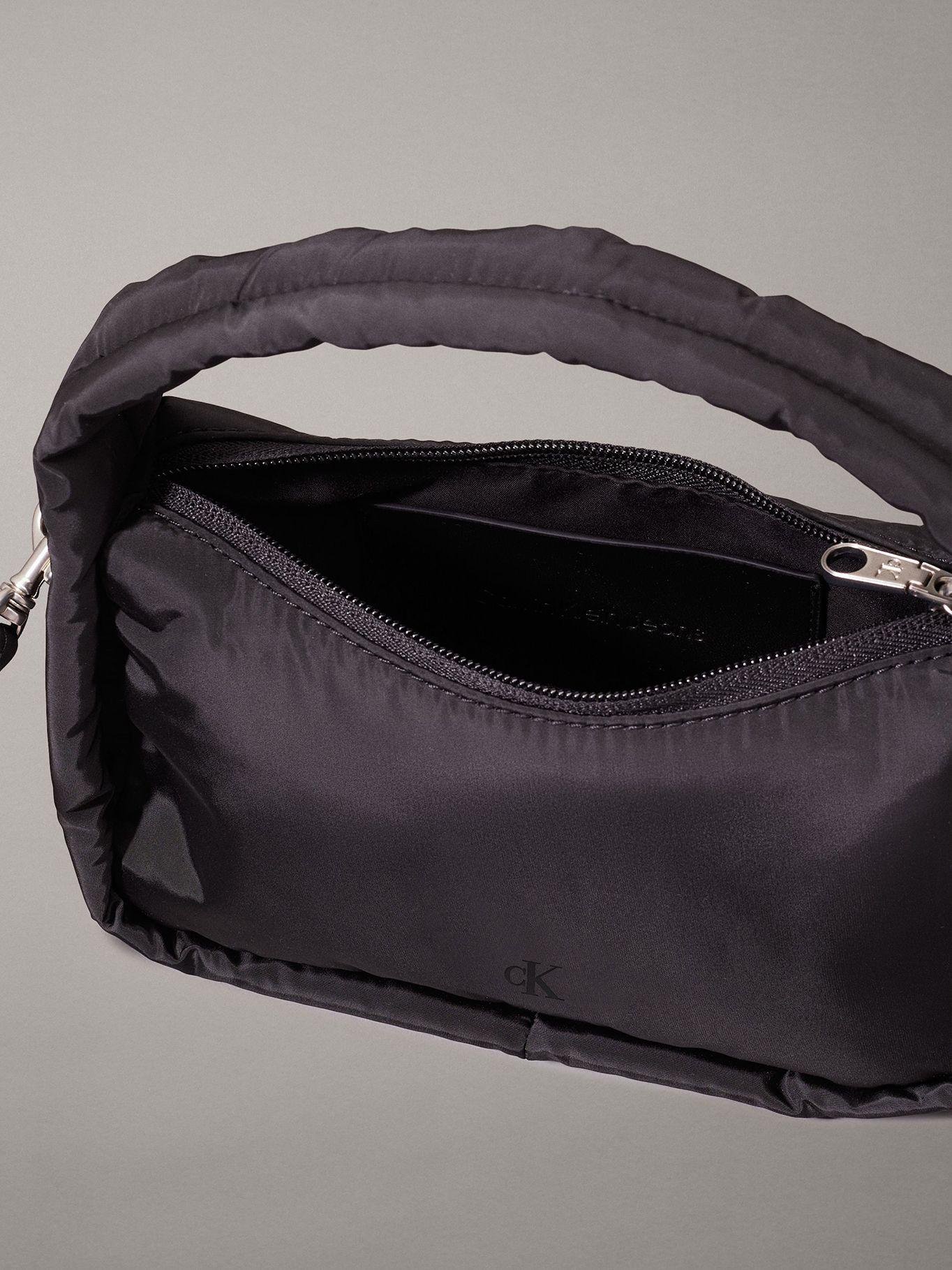 Cartera Block Negro Calvin Klein-2