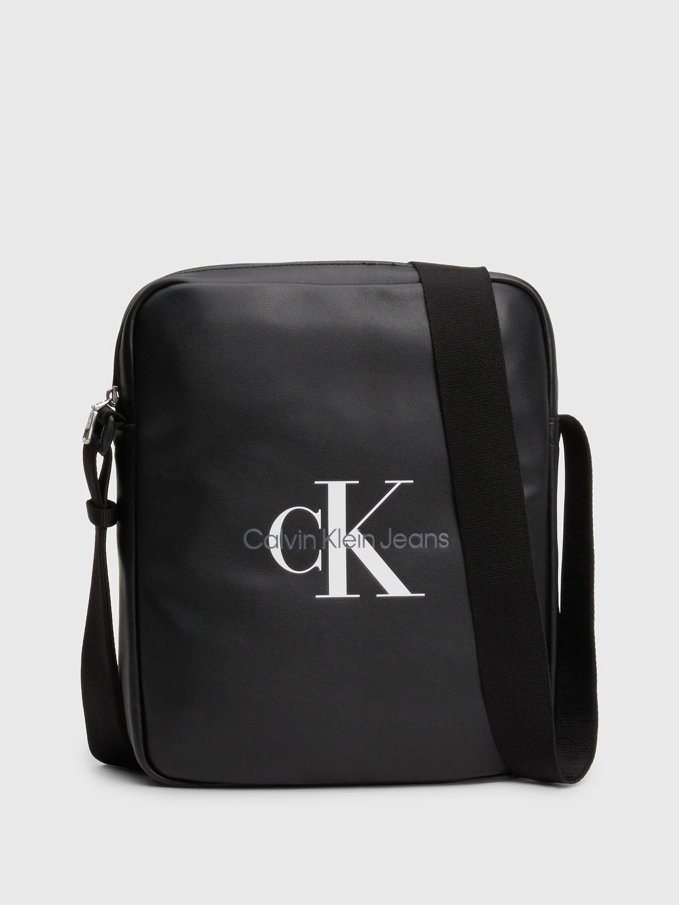 Bandolera Monogram Soft Reporter 22 Negro Calvin Klein-0