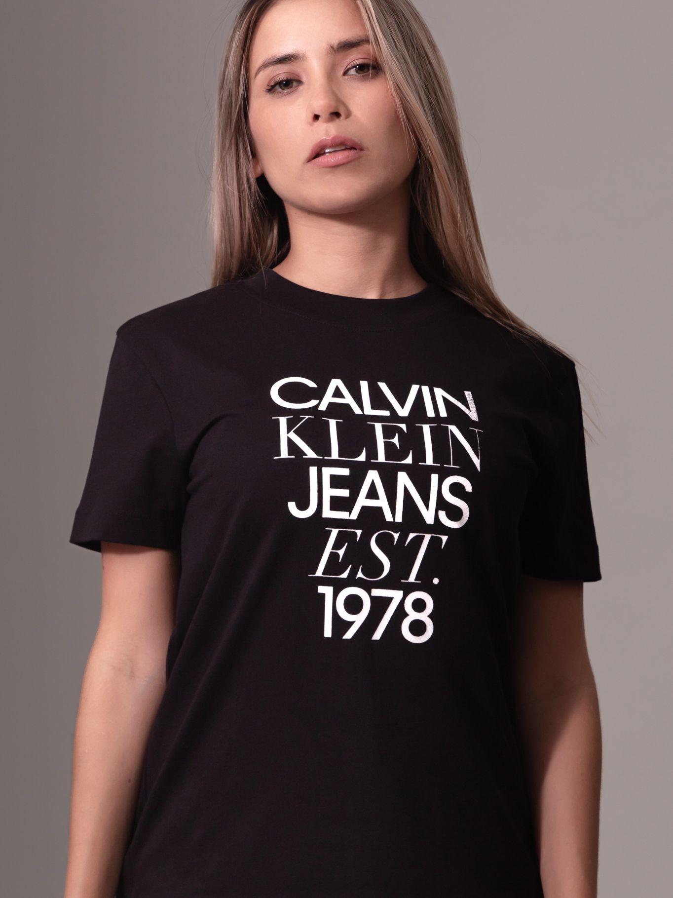 Polera Mixed Logo Regular Negro Calvin Klein-4