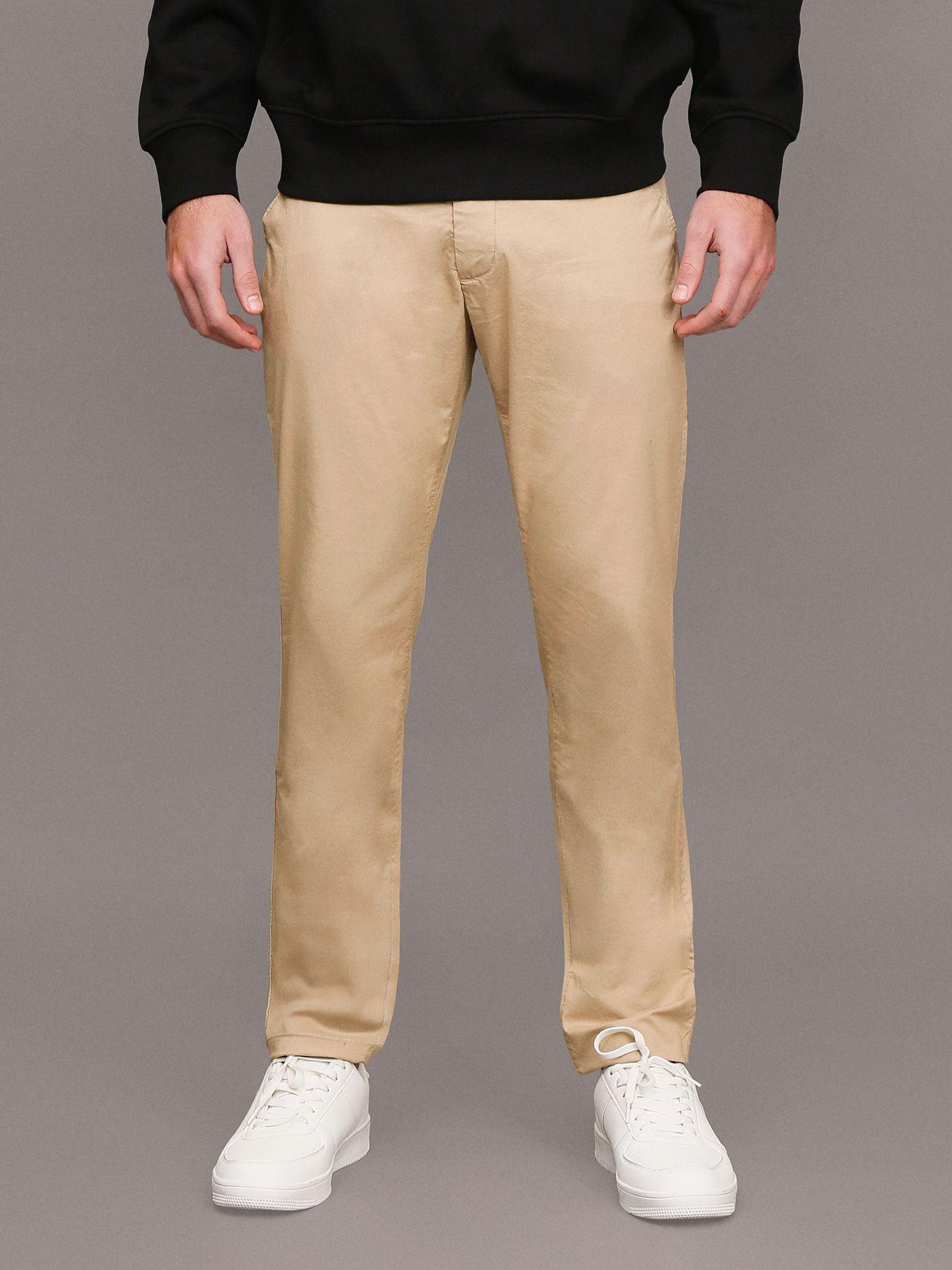 Pantalón Chino Tapered Beige Calvin Klein-1