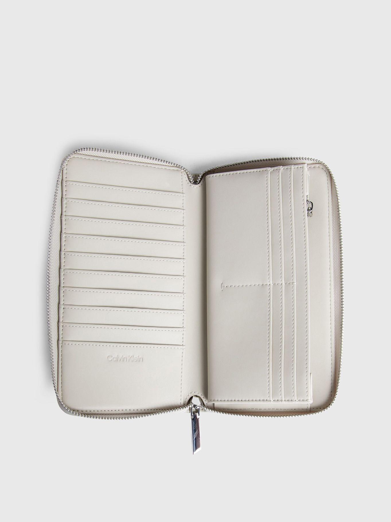 Billetera Ck Must Beige Calvin Klein-3