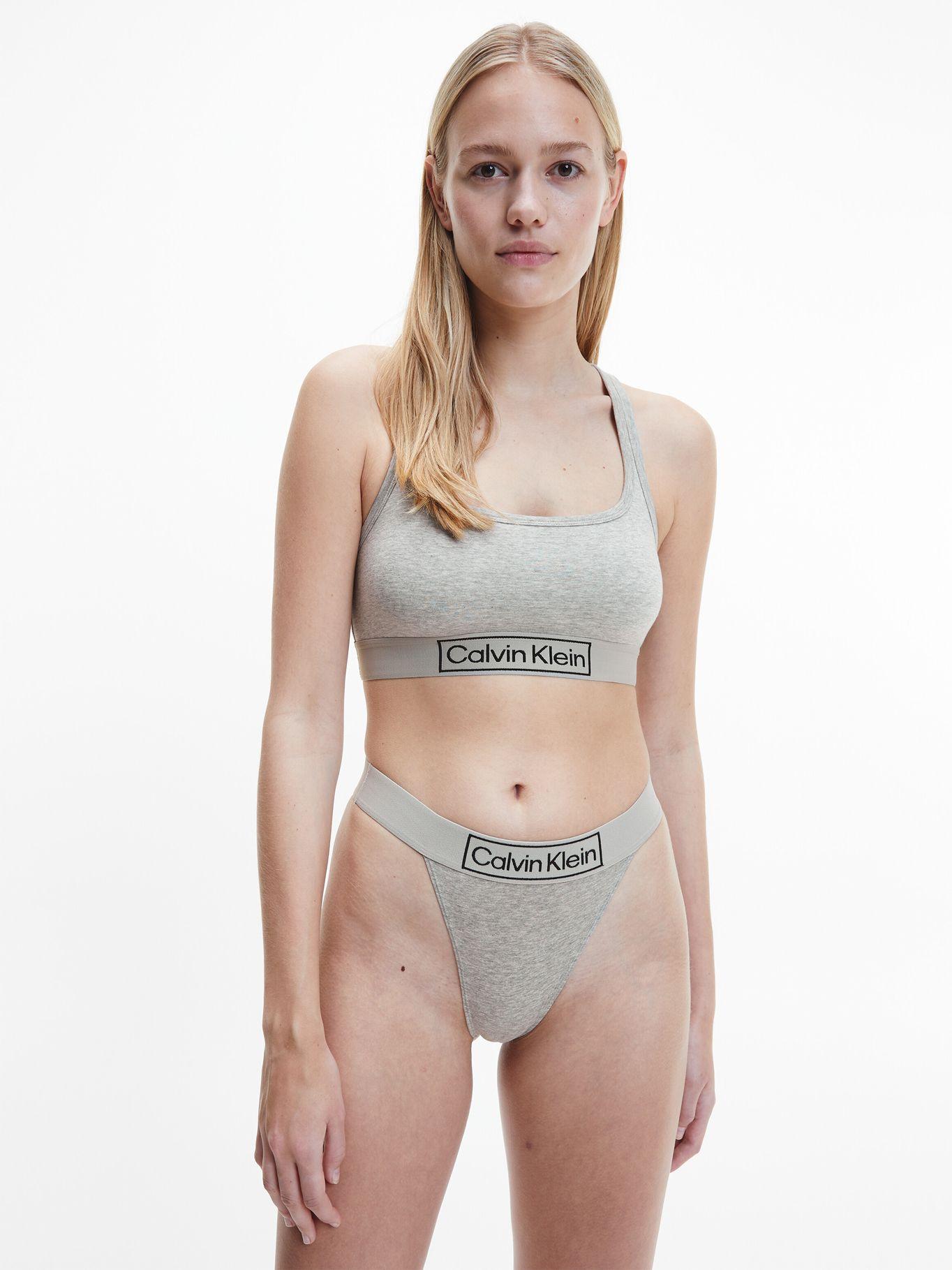 Colaless Reimagined Heritage Gris Calvin Klein-2
