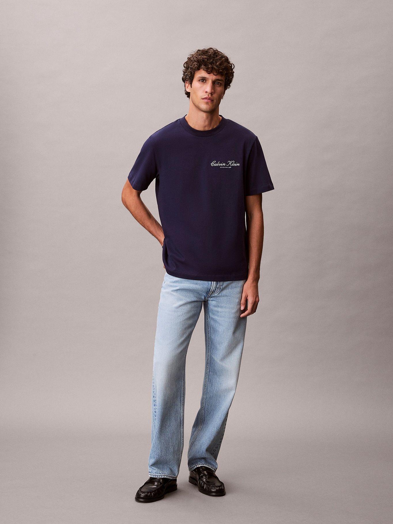 Polera con Logo Gráfico Azul Calvin Klein-1