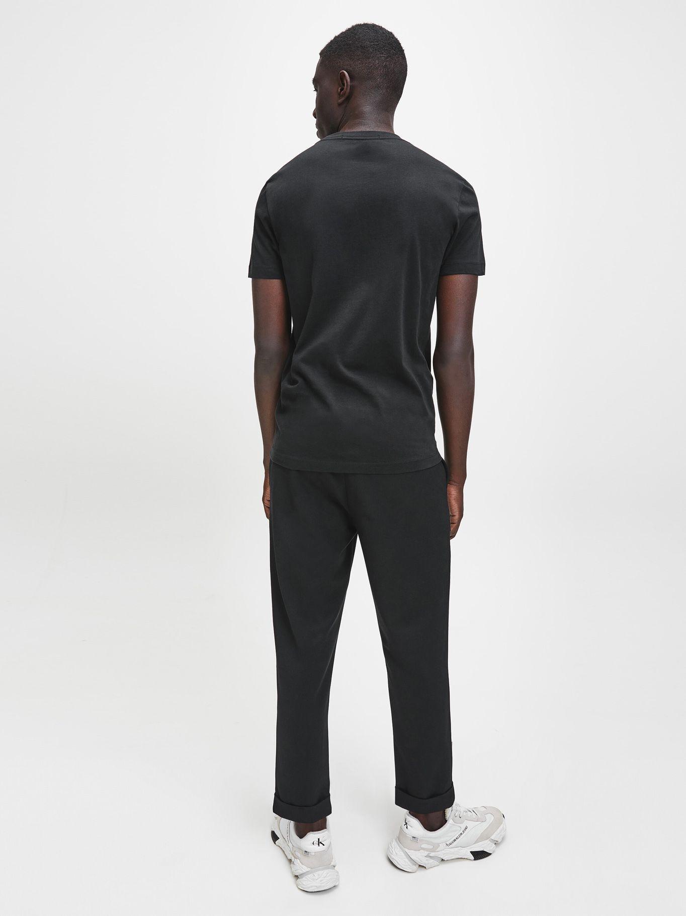 Polera Small Center Negro Calvin Klein-2