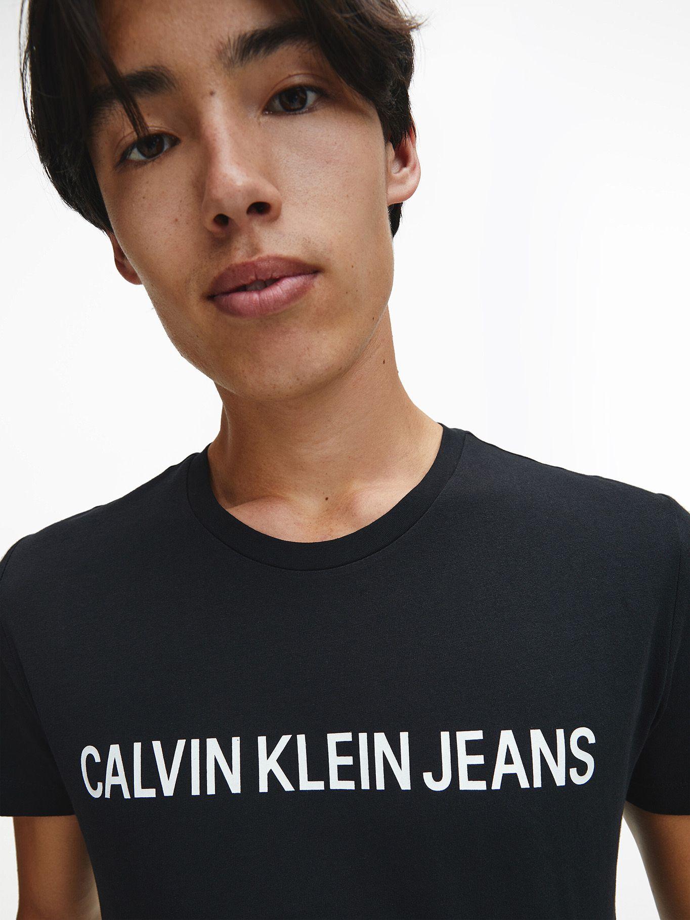 Polera Core Insttutional Negro Calvin Klein-3