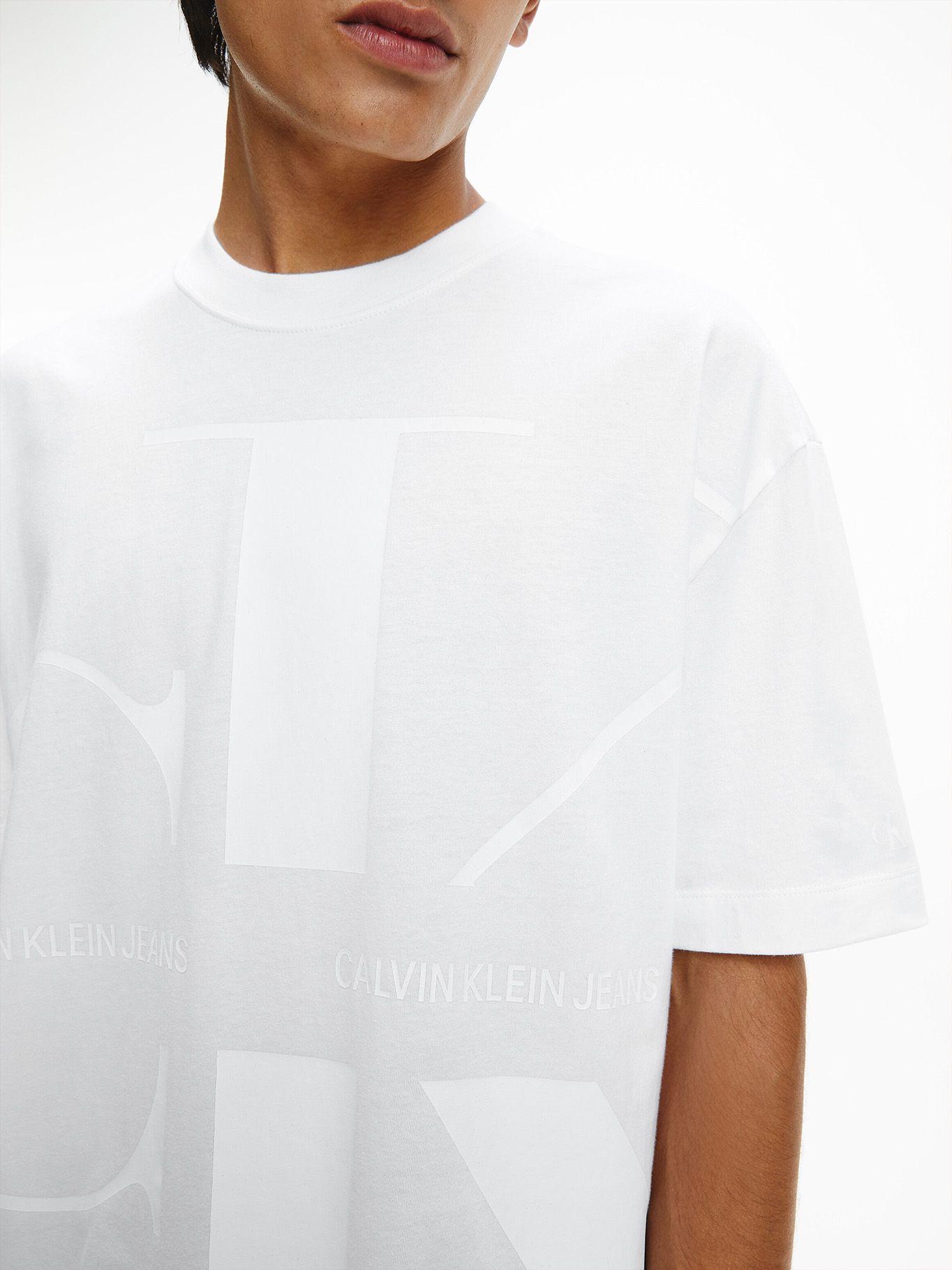 Polera Bold Monogram Oversized Blanco Calvin Klein-3
