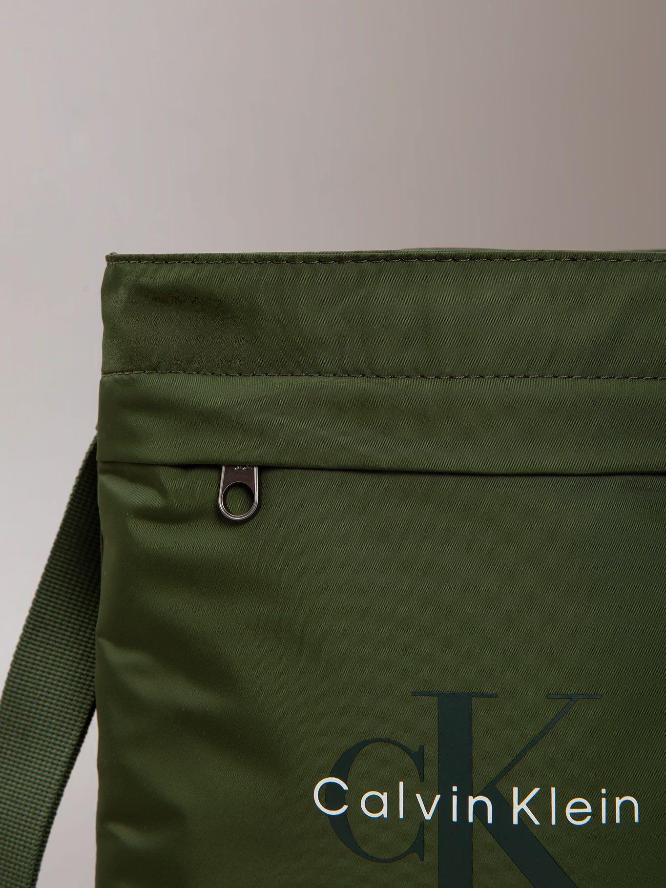Bolso Plano Bandolera Sport Esencial Verde Calvin Klein-4