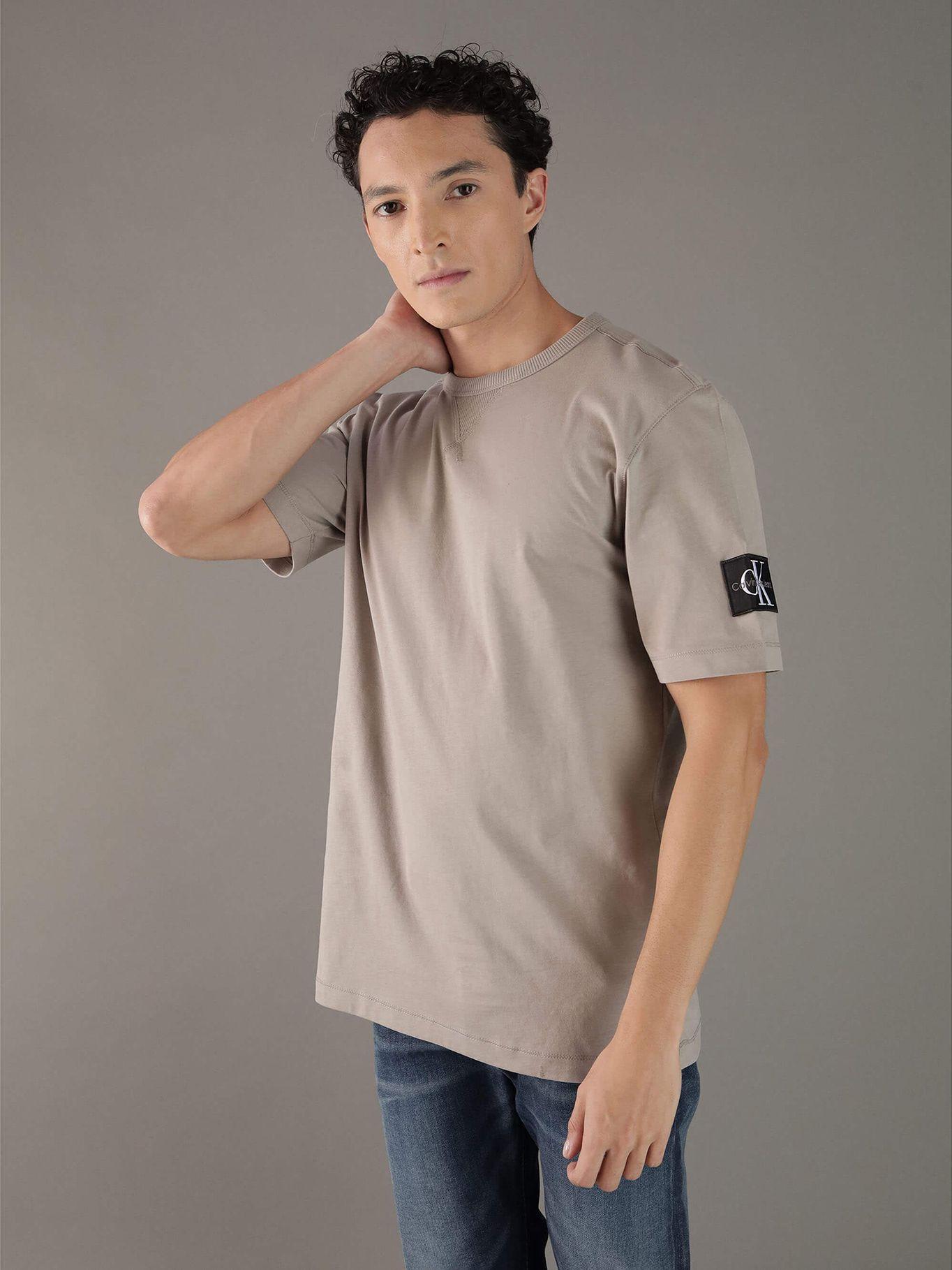Polera de algodón con insignia Gris Calvin Klein-0