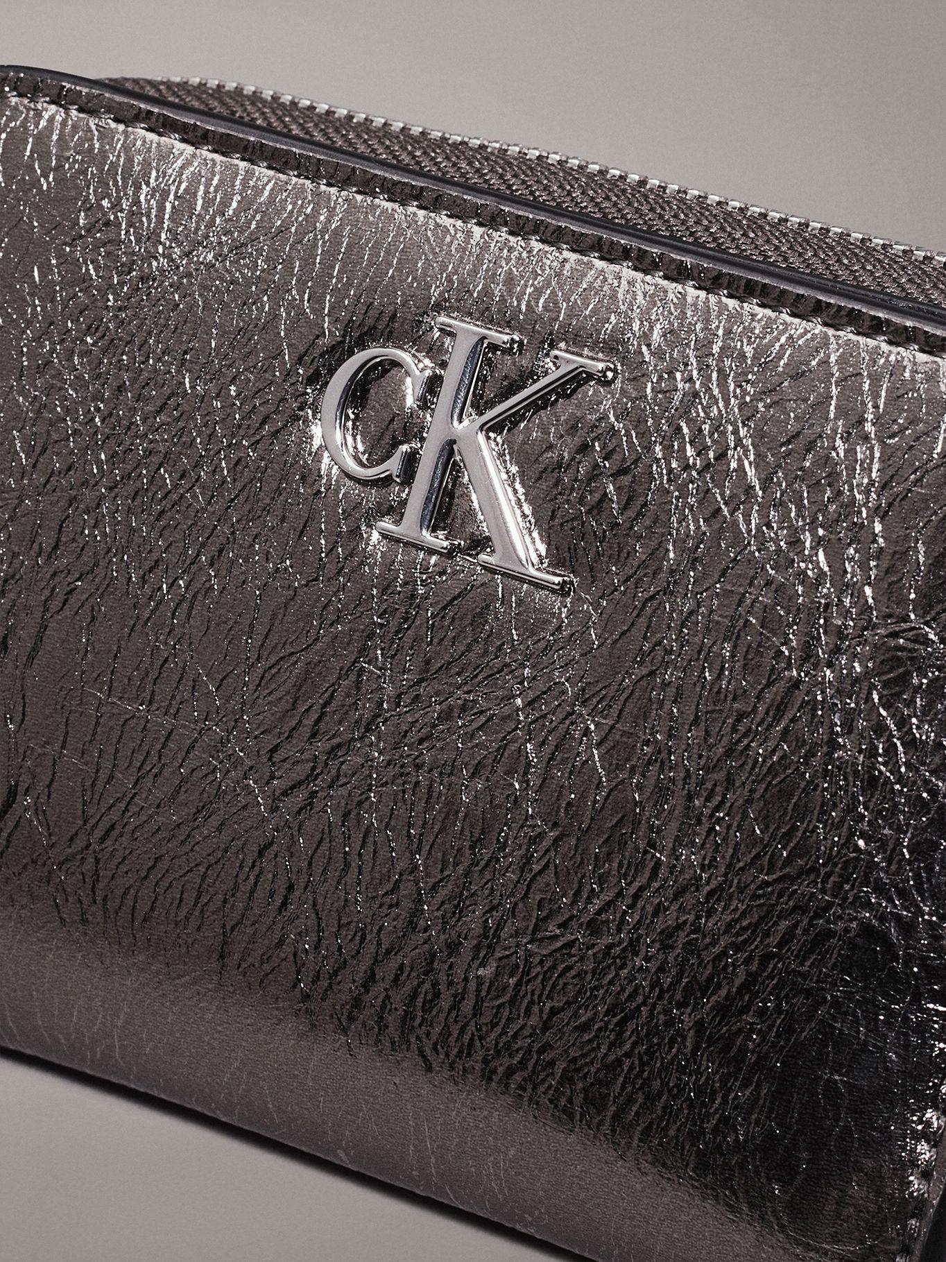 Billetera Minimal Monogram Gris Calvin Klein-3