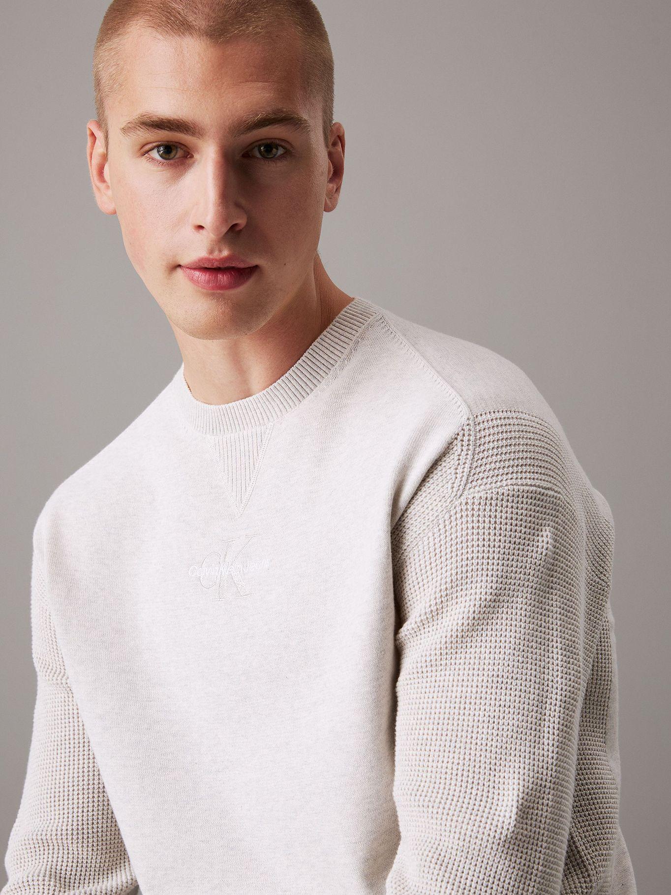 Sweater Monologo Sweater Gris Calvin Klein-3
