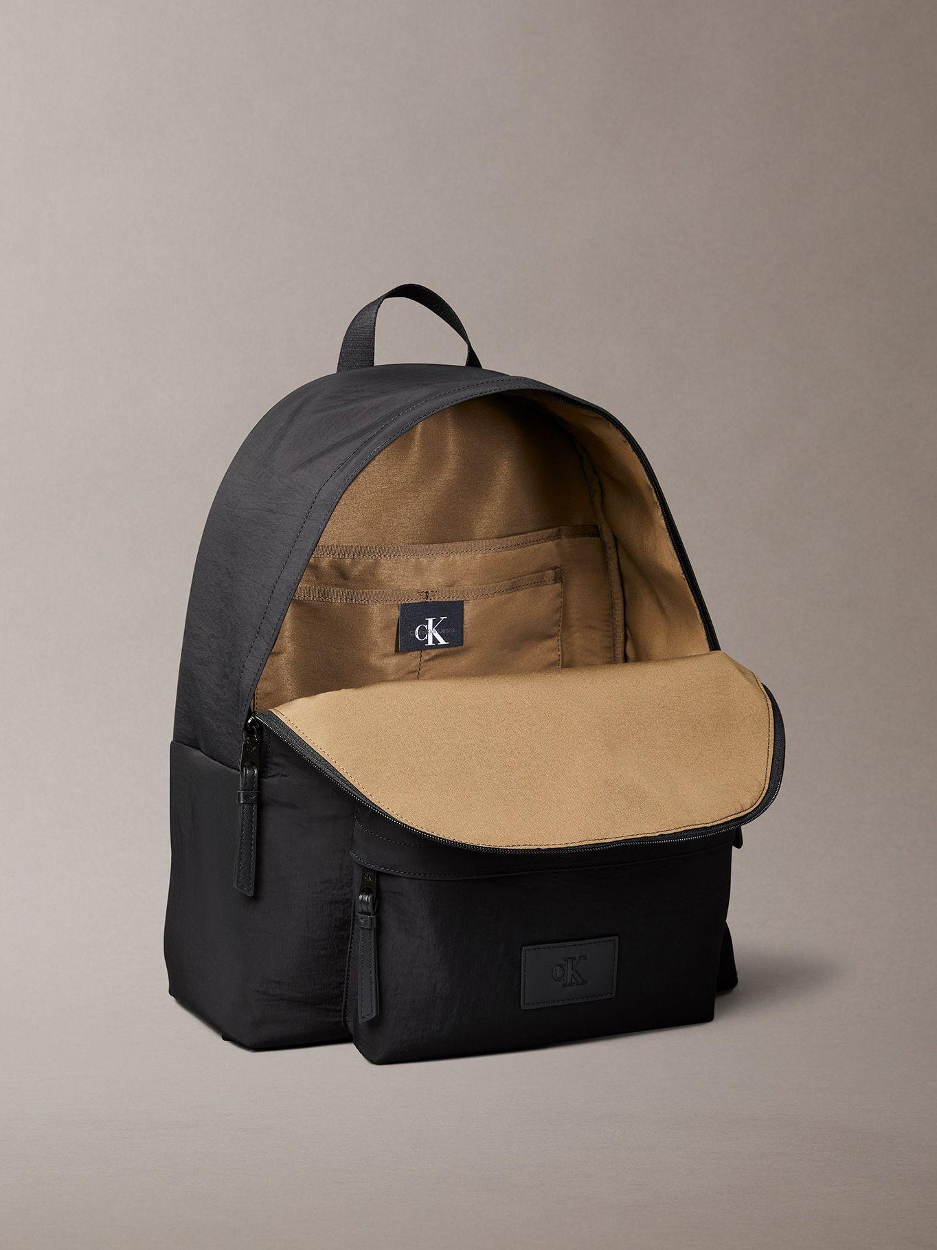 Mochila Metro Nylon Negro Calvin Klein-2