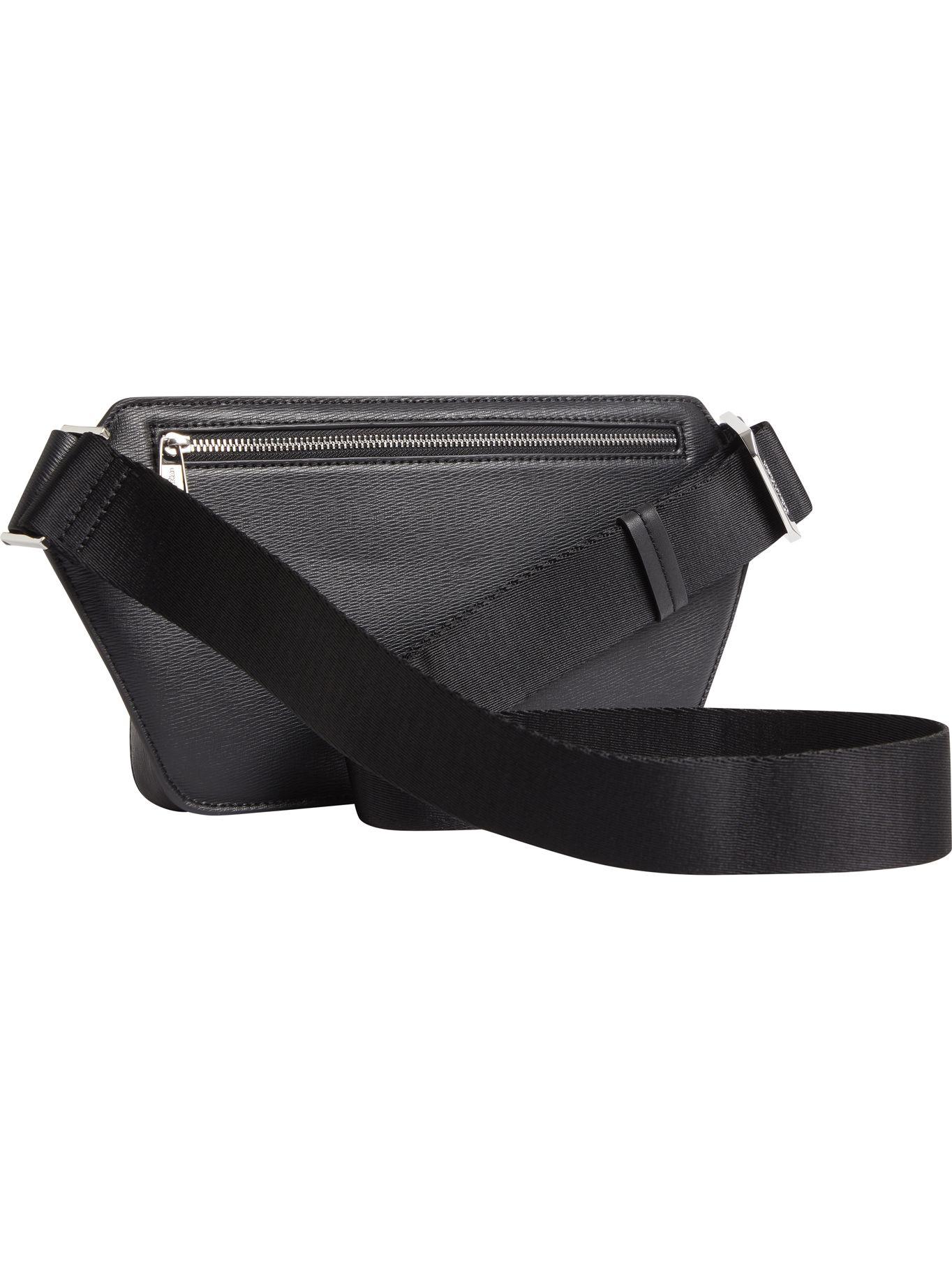 Riñonera con placa del logo Negro Calvin Klein-1