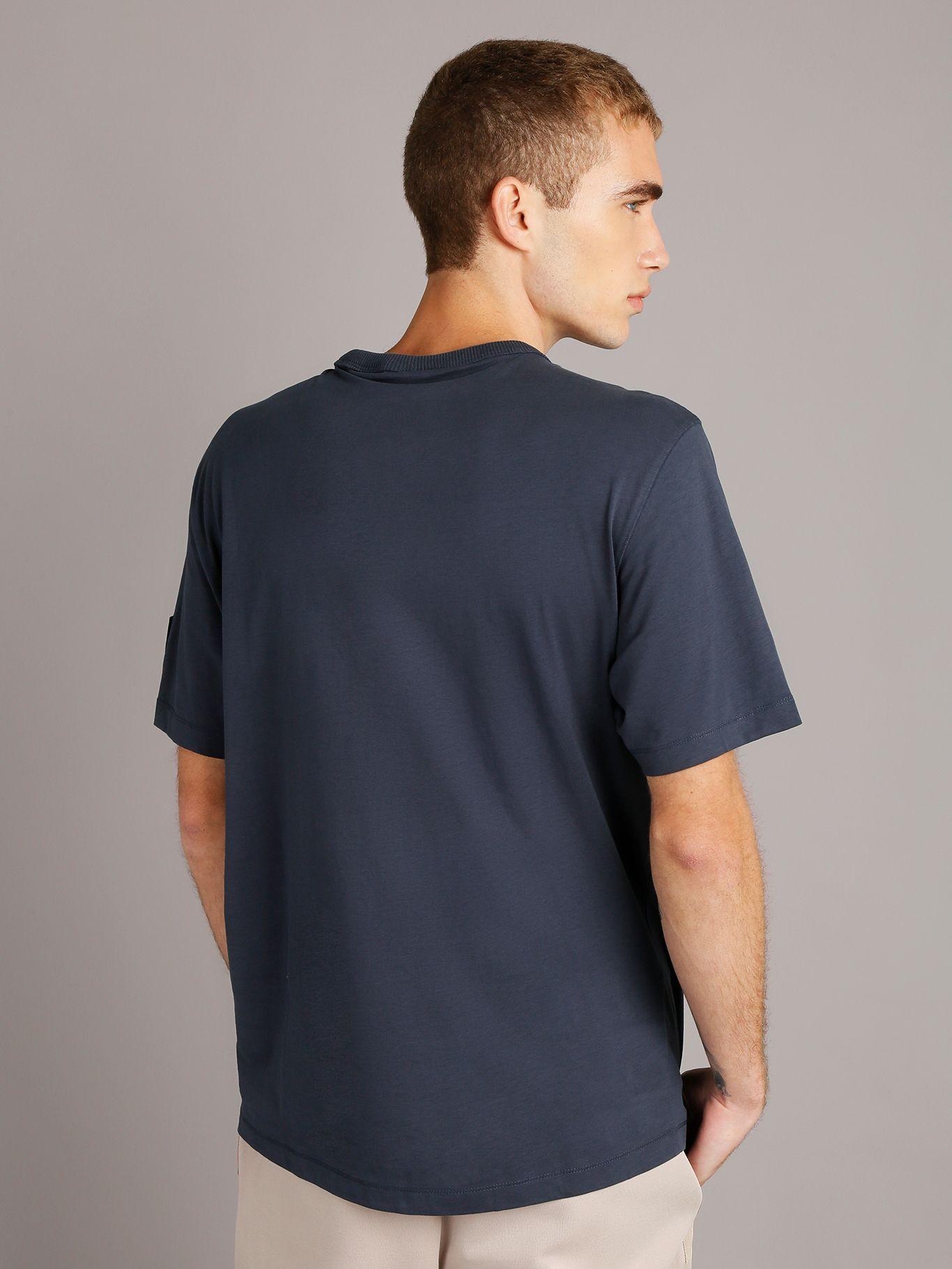 Polera LS Badge Regular Azul Calvin Klein-3