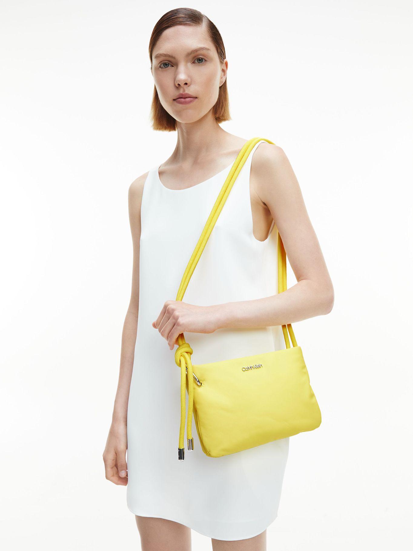 Cartera Xbody Roped Nylon Amarillo Calvin Klein-3