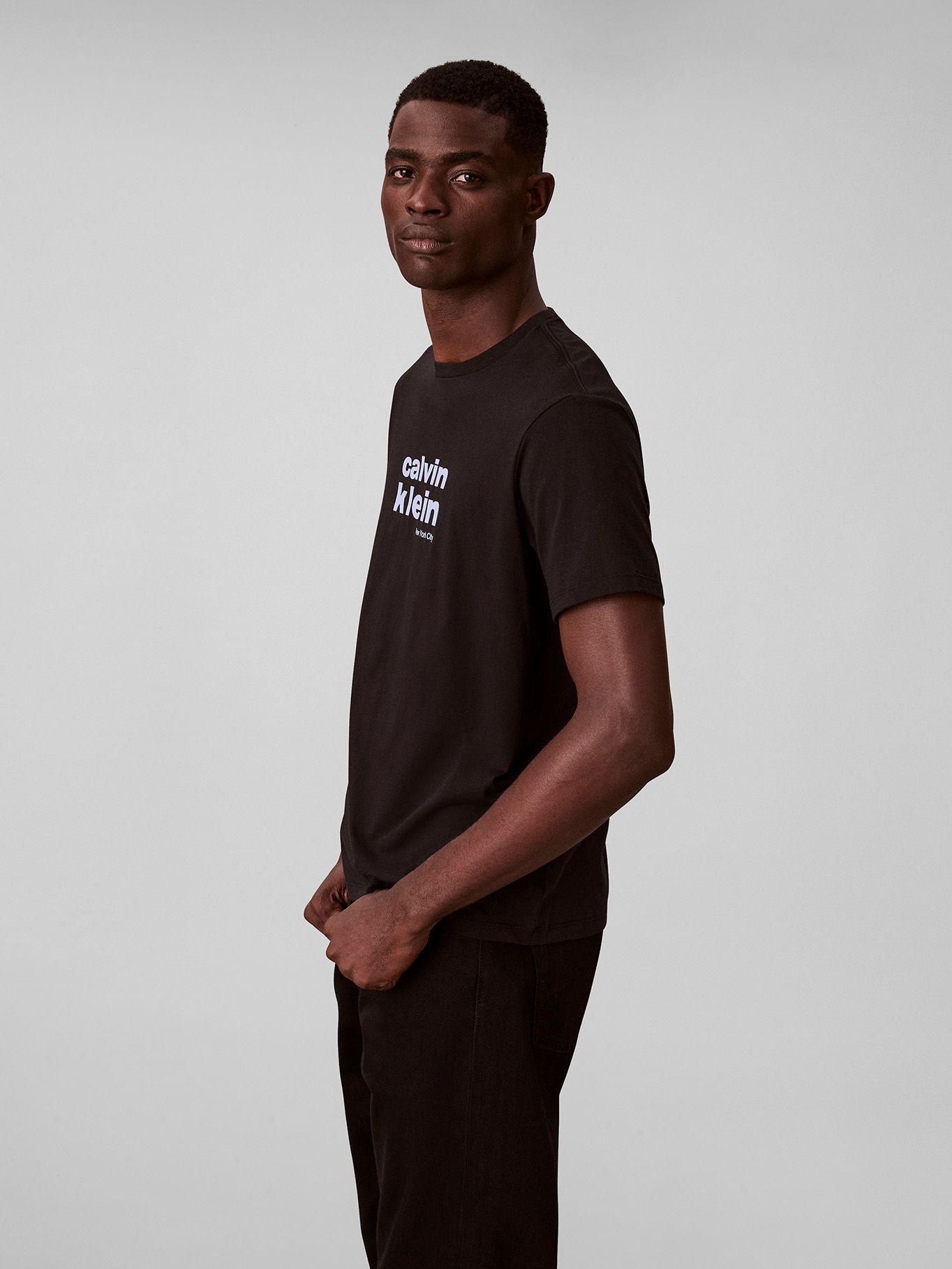 Polera con Gráfico de Logo Negro Calvin Klein-3