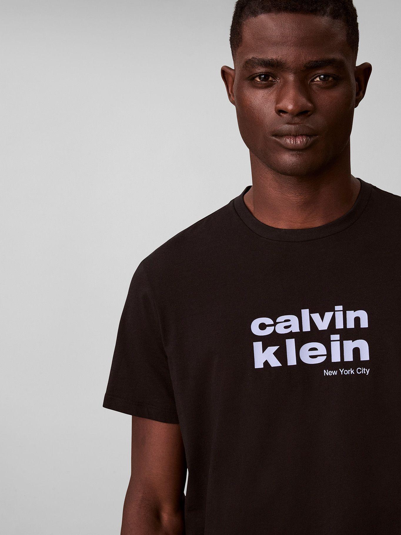 Polera con Gráfico de Logo Negro Calvin Klein-4