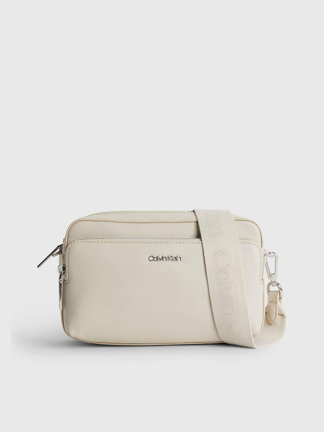 Bolso con bandolera grande reciclada Beige Calvin Klein K60K608410-PEA-0